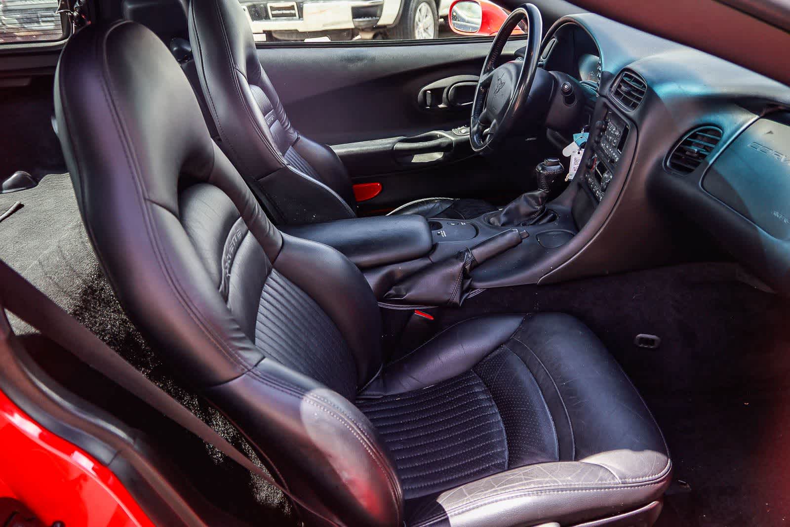 Thumbnail: 2004 Chevrolet Corvette - 15