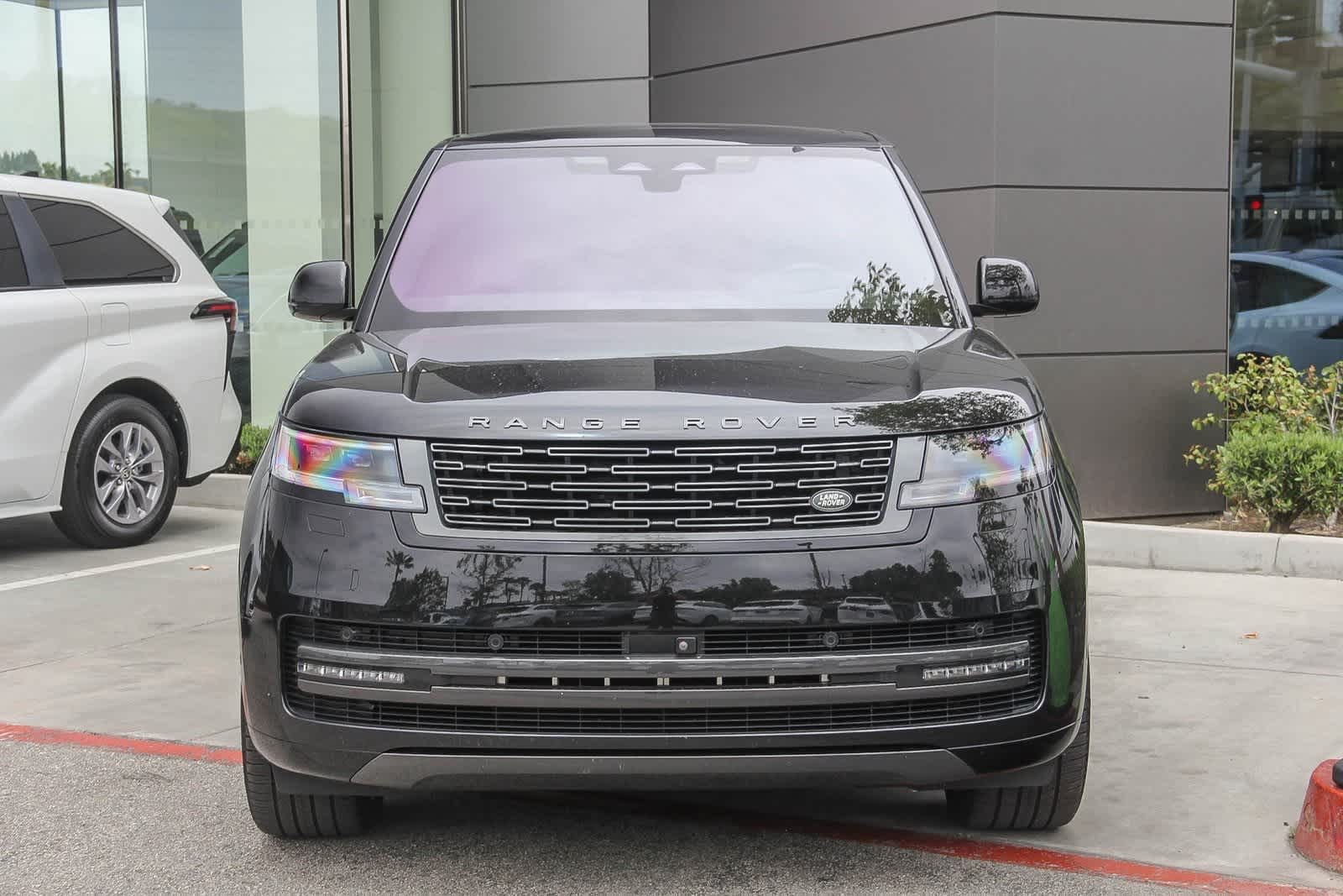 Thumbnail: 2023 Land Rover Range Rover - 2