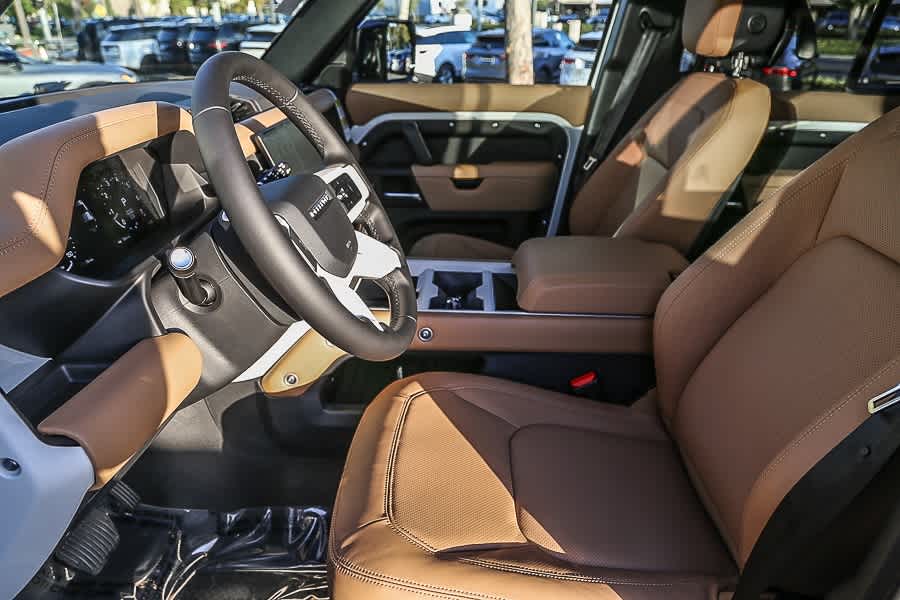 Thumbnail: 2026 Land Rover Defender - 17