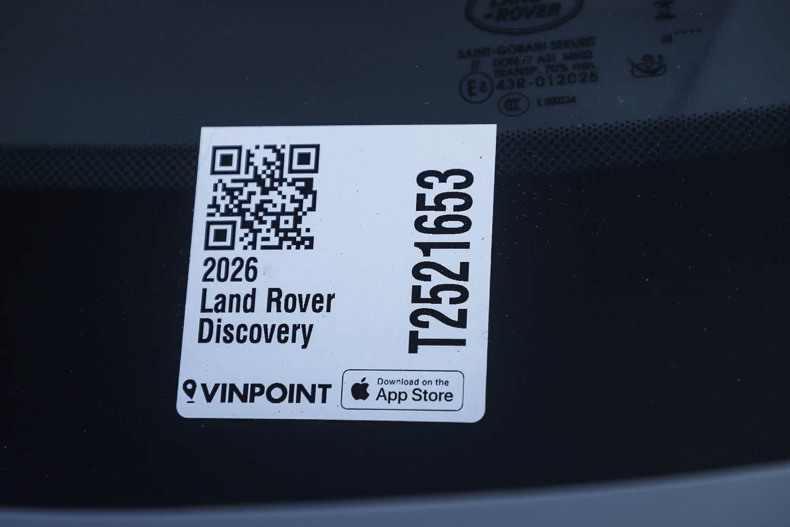 Thumbnail: 2026 Land Rover Discovery - 28