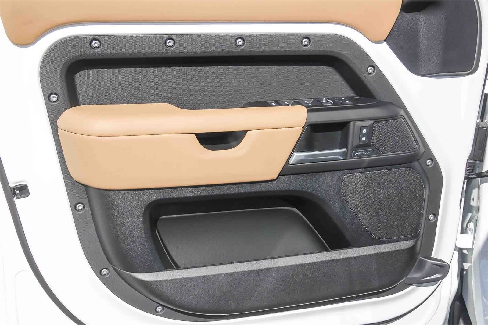 Thumbnail: 2026 Land Rover Defender - 18