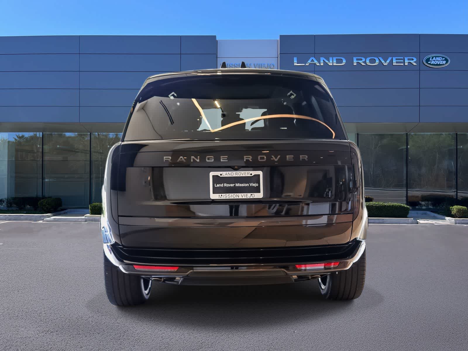 Thumbnail: 2026 Land Rover Range Rover - 5