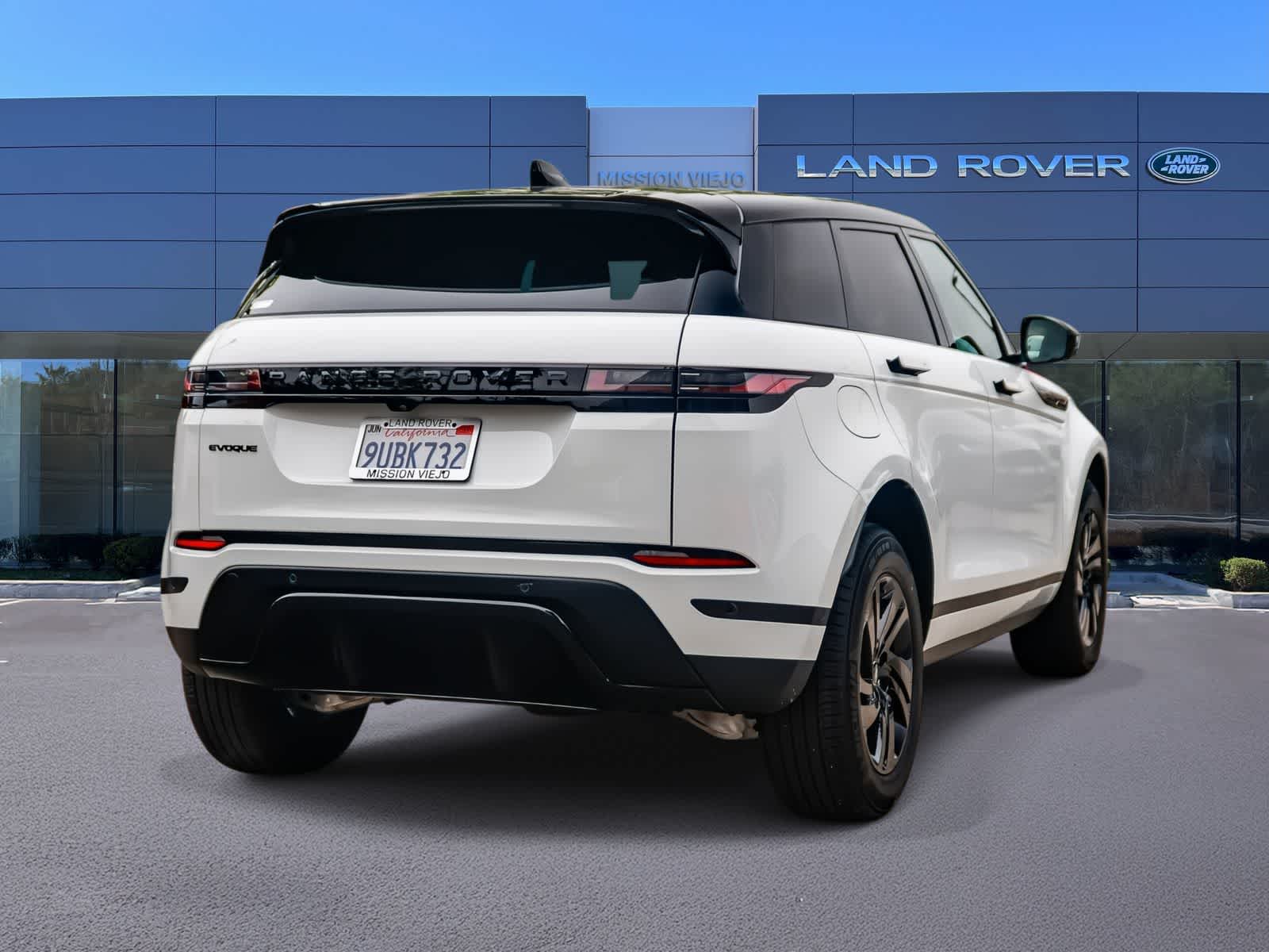 Thumbnail: 2026 Land Rover Range Rover Evoque - 4
