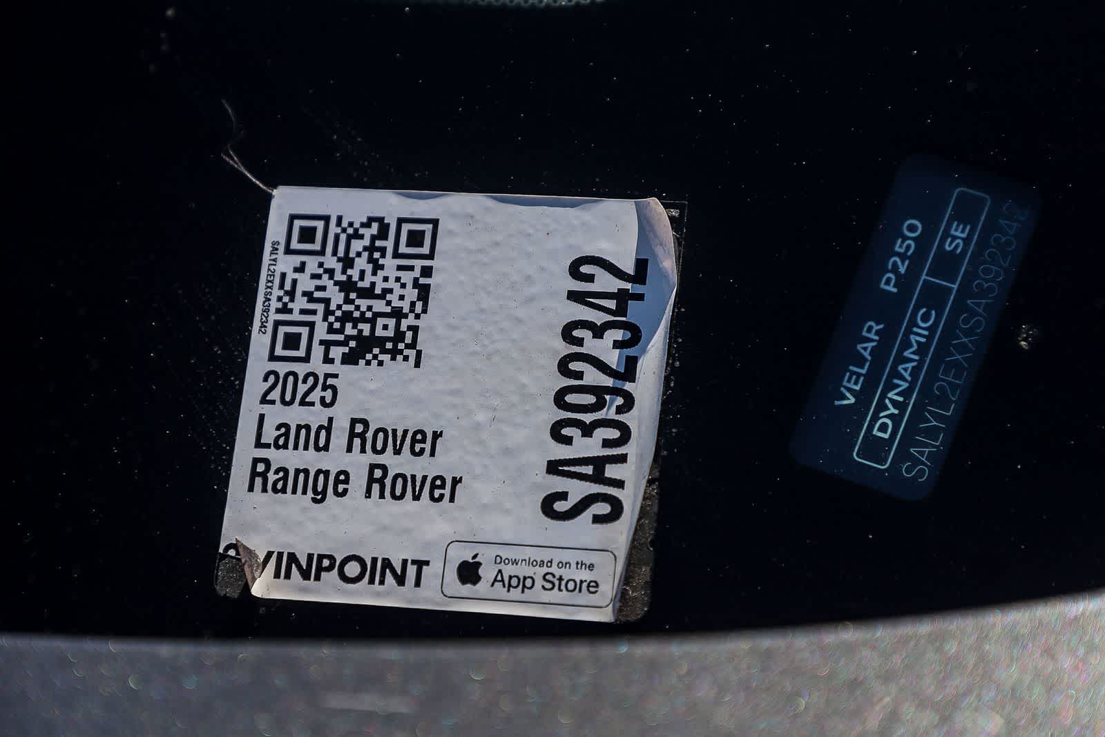 Thumbnail: 2025 Land Rover Range Rover Velar - 24