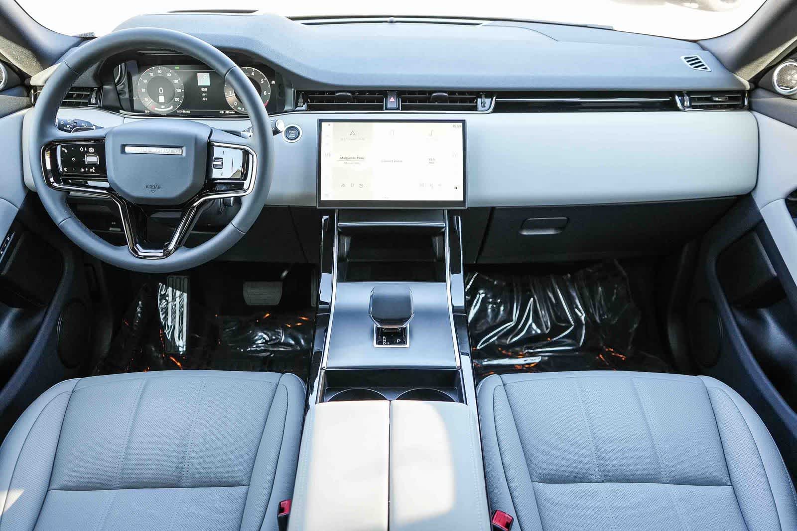 Thumbnail: 2026 Land Rover Range Rover Evoque - 10