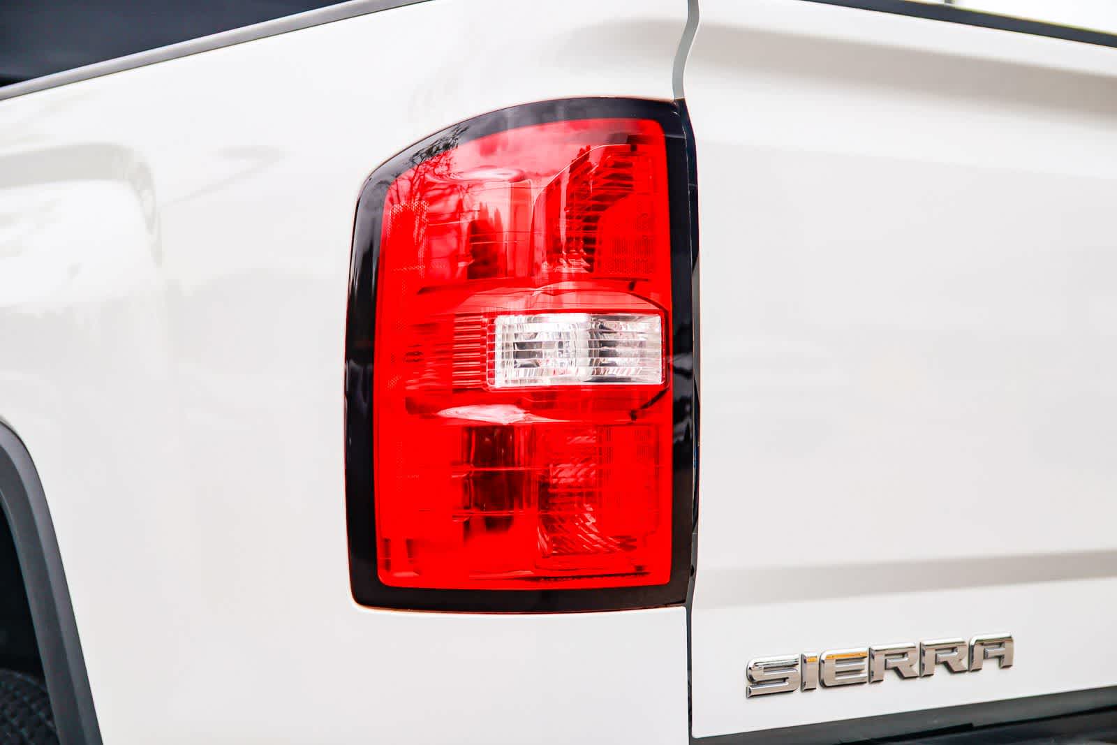 Thumbnail: 2015 GMC Sierra 1500 - 7