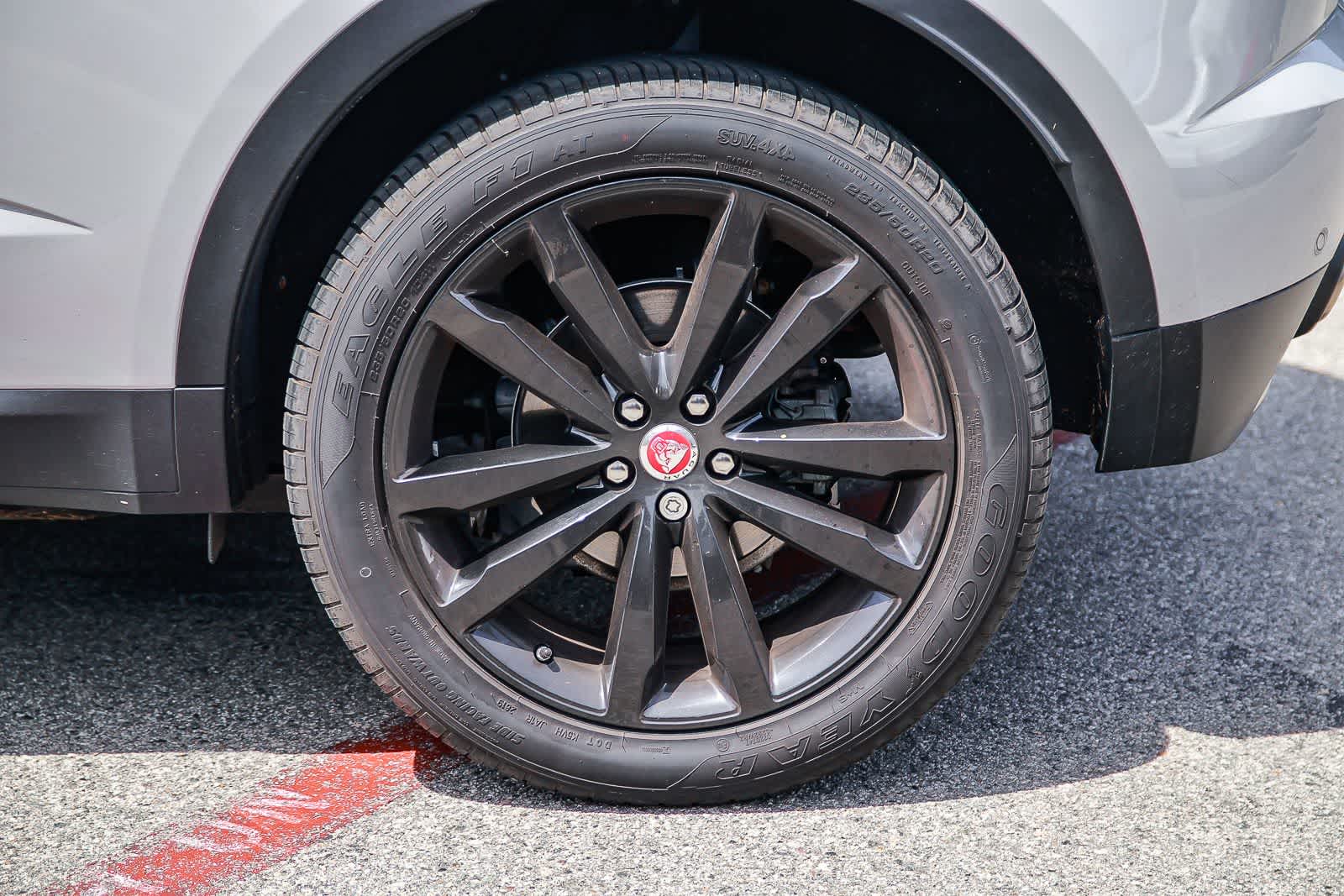 Thumbnail: 2020 Jaguar E-Pace - 8