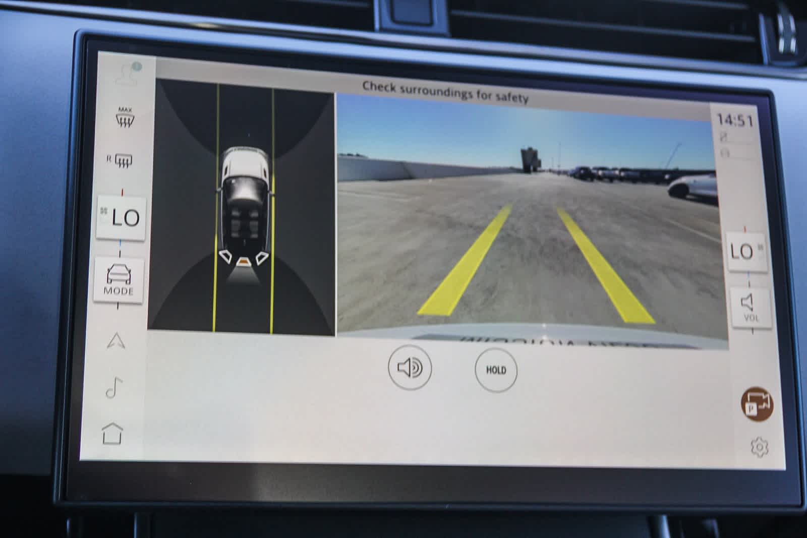 Thumbnail: 2026 Land Rover Range Rover Evoque - 24