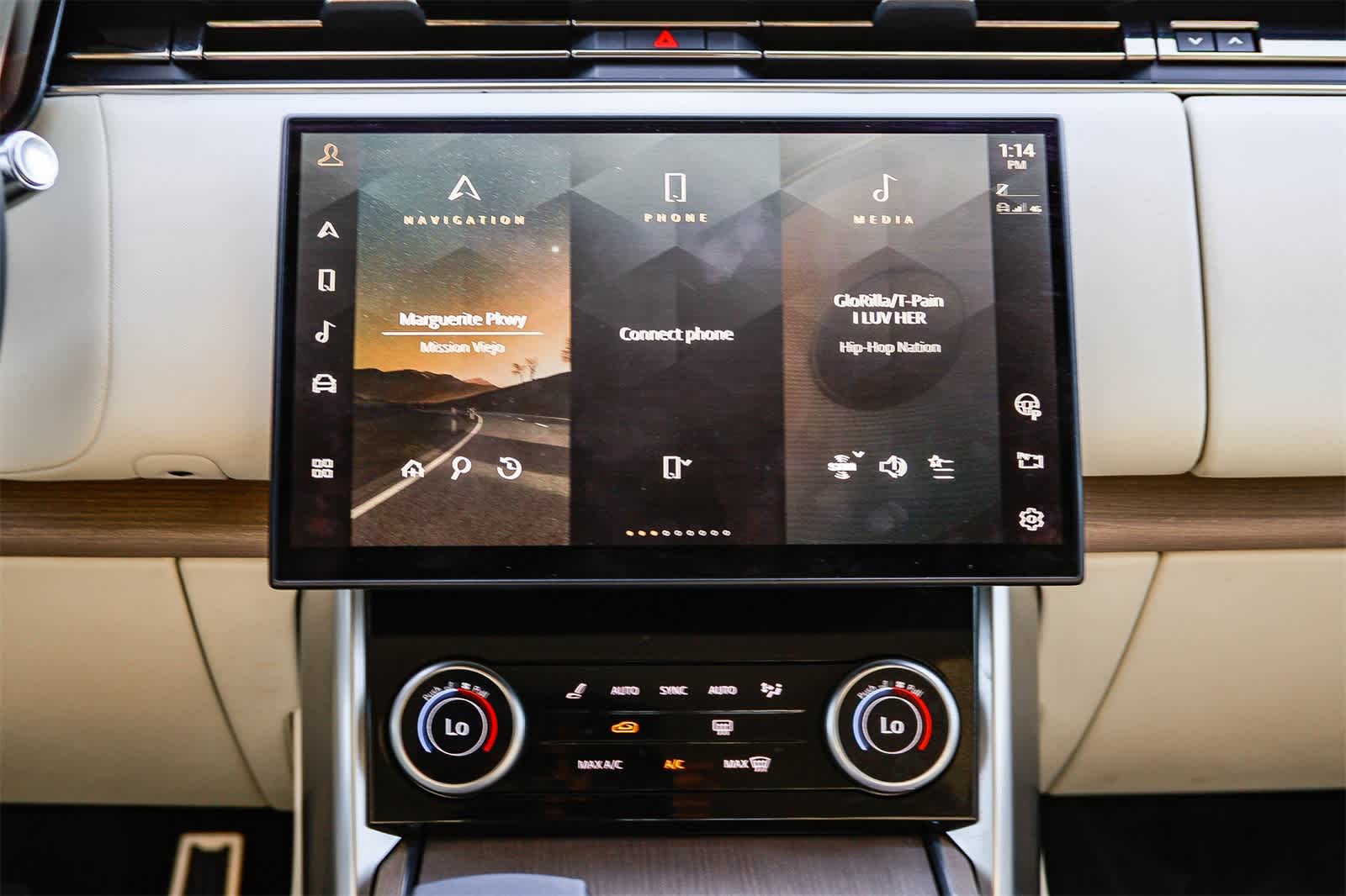 Thumbnail: 2022 Land Rover Range Rover - 13