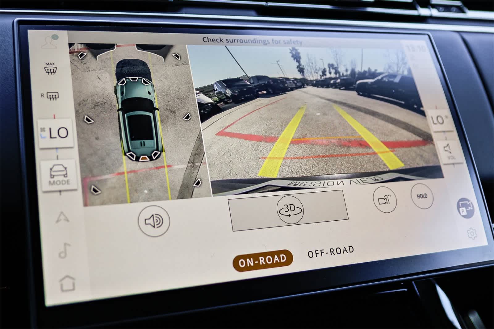 Thumbnail: 2026 Land Rover Range Rover Sport - 26