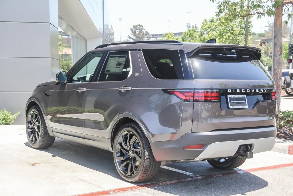 New 2025 Land Rover Discovery S SUV