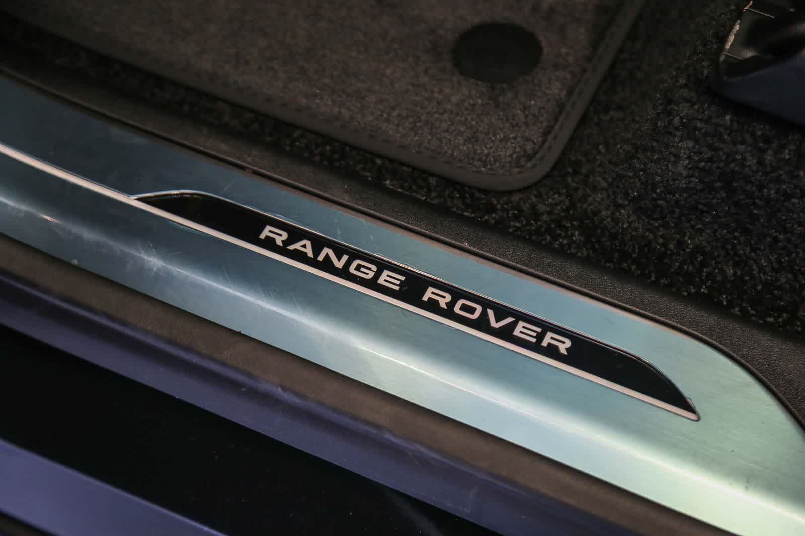 Thumbnail: 2026 Land Rover Range Rover - 25