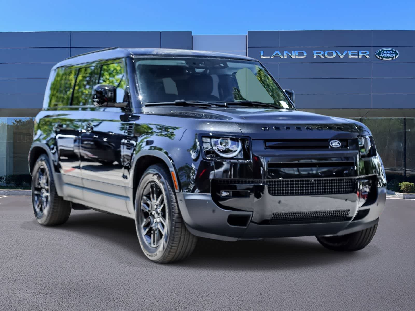 Thumbnail: 2026 Land Rover Defender - 3