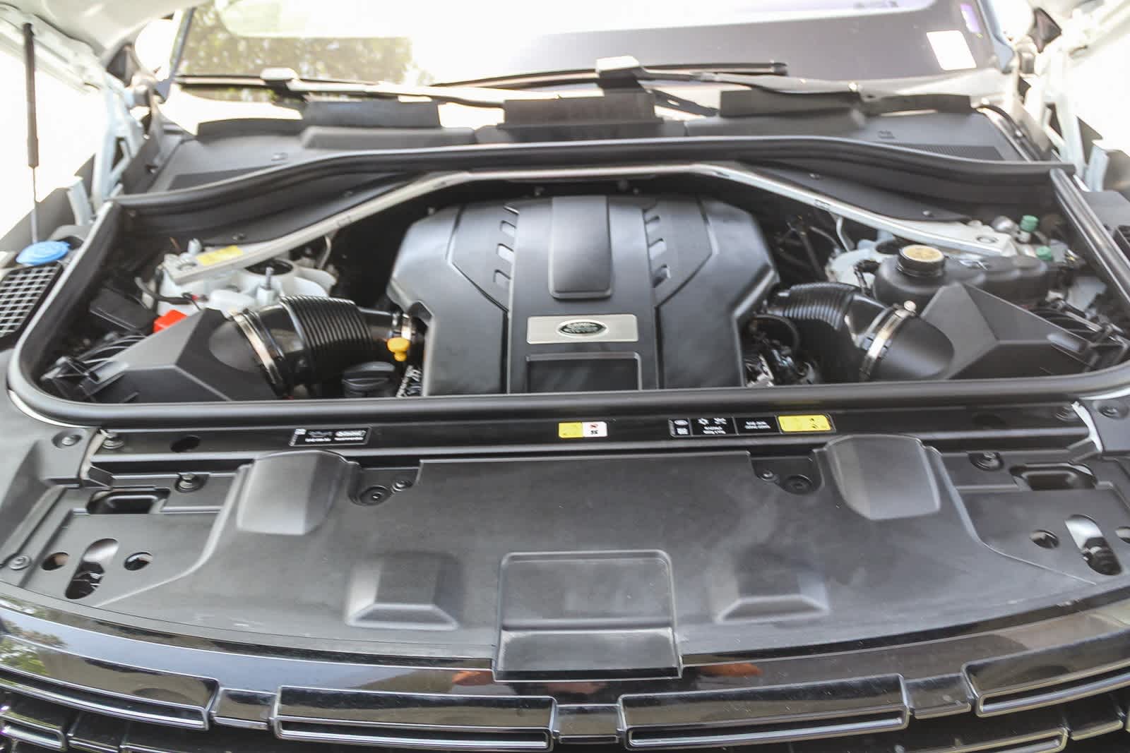 Thumbnail: 2023 Land Rover Range Rover - 26