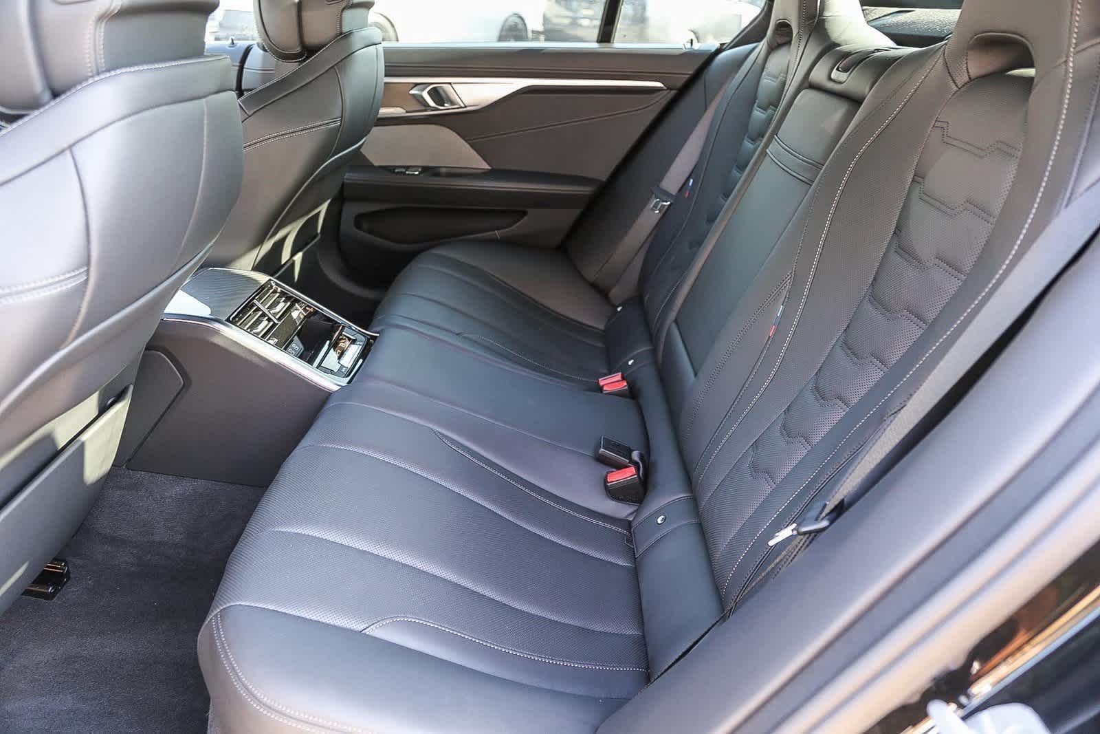 2023 BMW 8 Series 840i 16