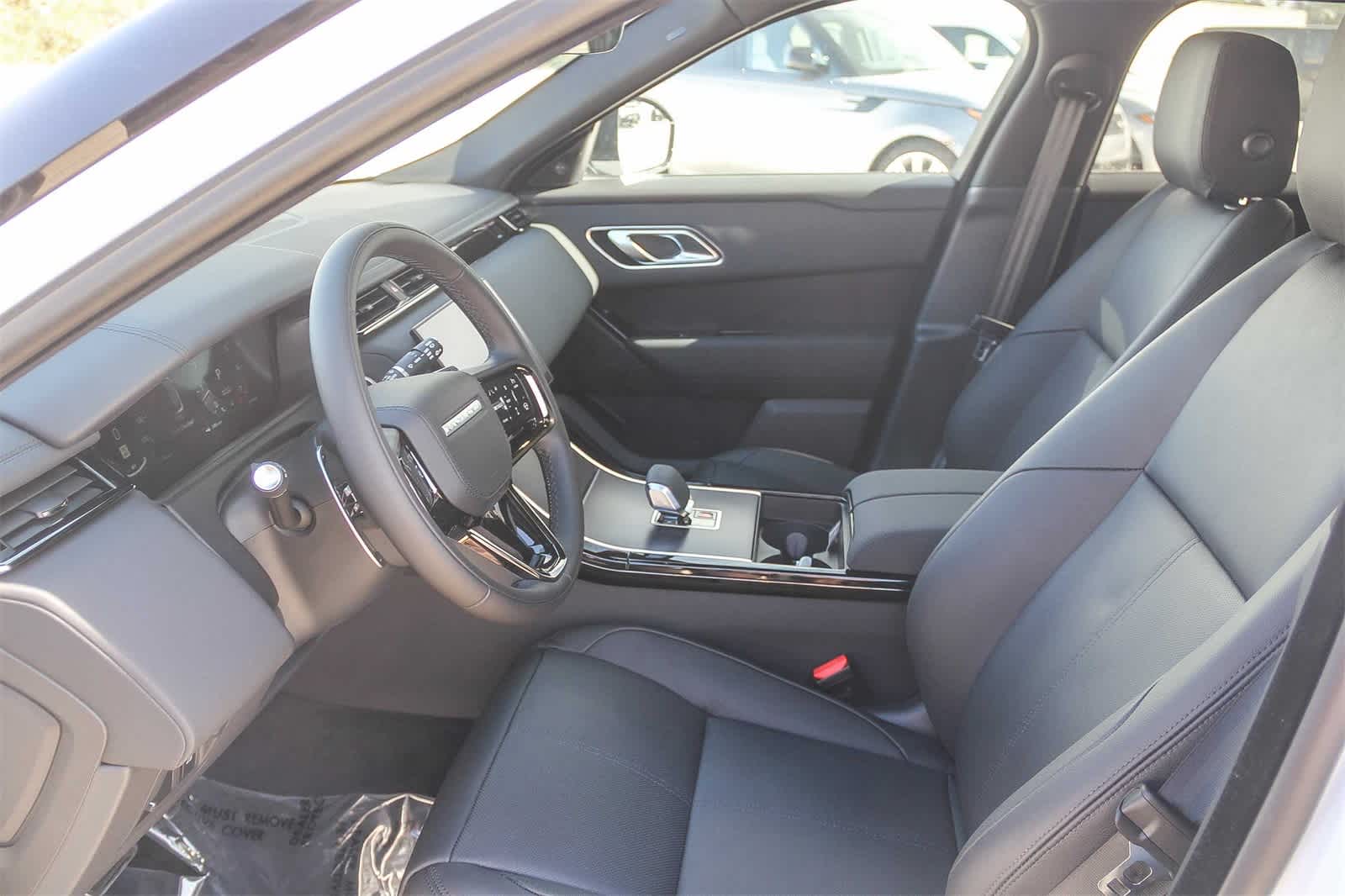 Thumbnail: 2026 Land Rover Range Rover Velar - 20