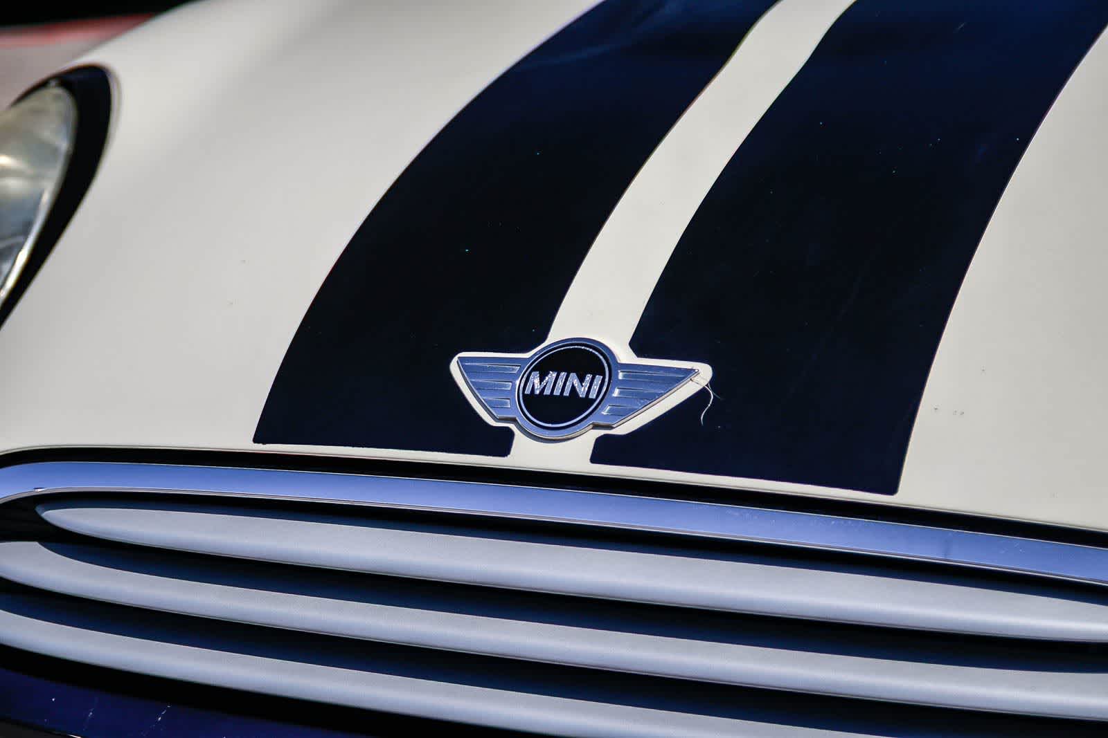 Thumbnail: 2014 MINI Cooper Hardtop - 11