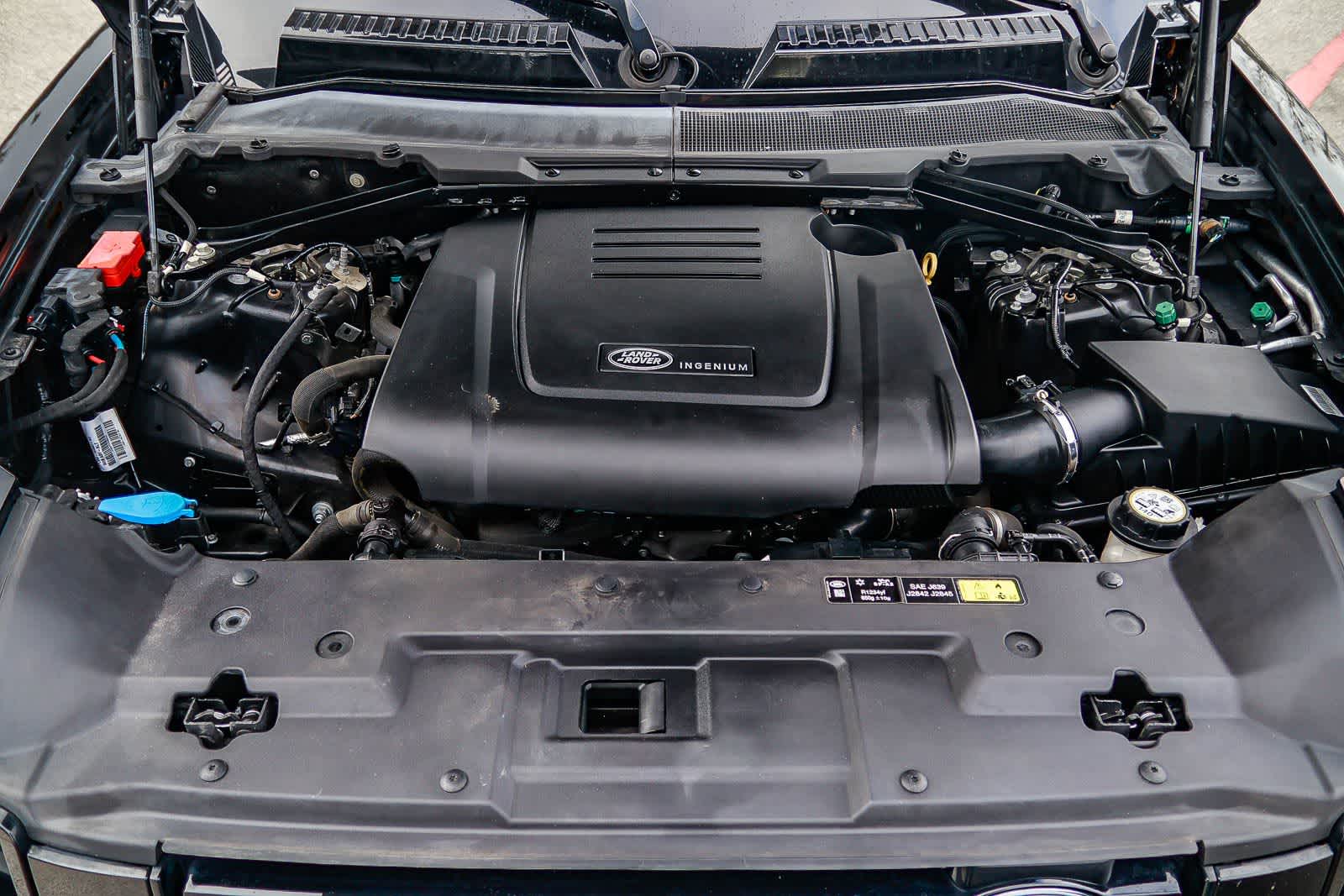 Thumbnail: 2020 Land Rover Defender - 30