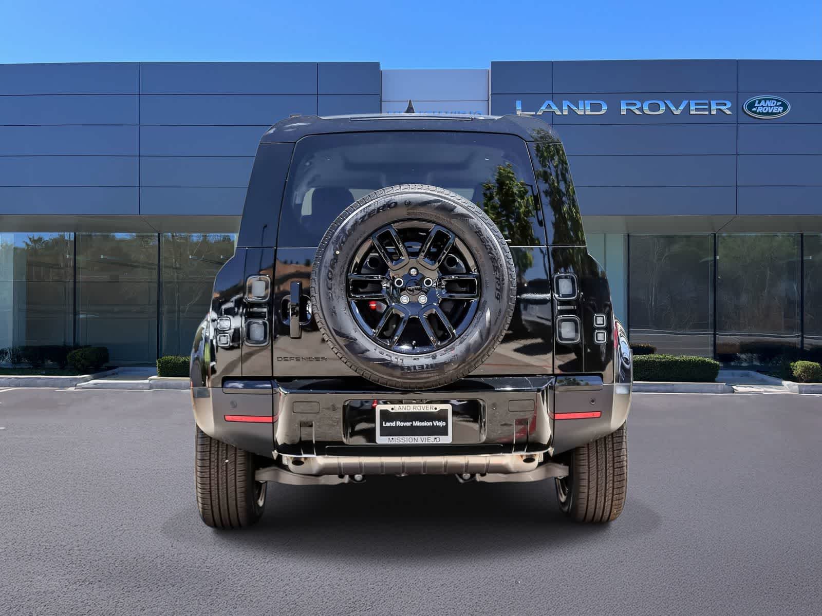Thumbnail: 2026 Land Rover Defender - 5