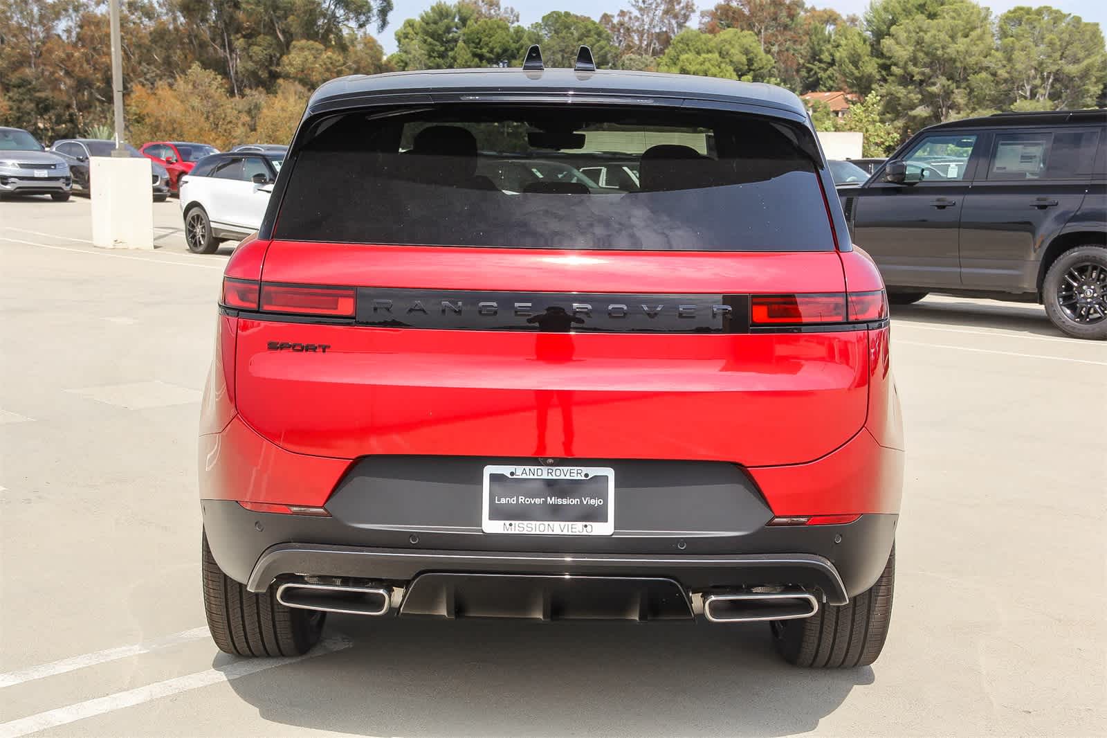 Thumbnail: 2025 Land Rover Range Rover Sport - 5