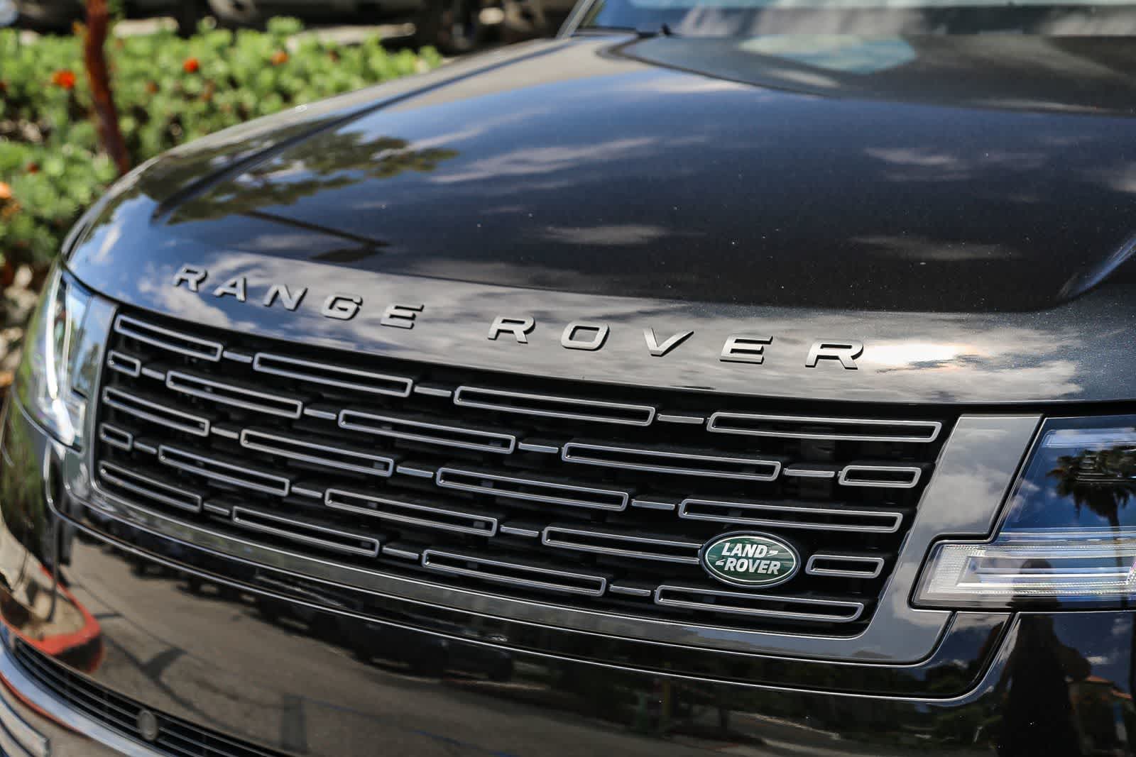 Thumbnail: 2026 Land Rover Range Rover - 12