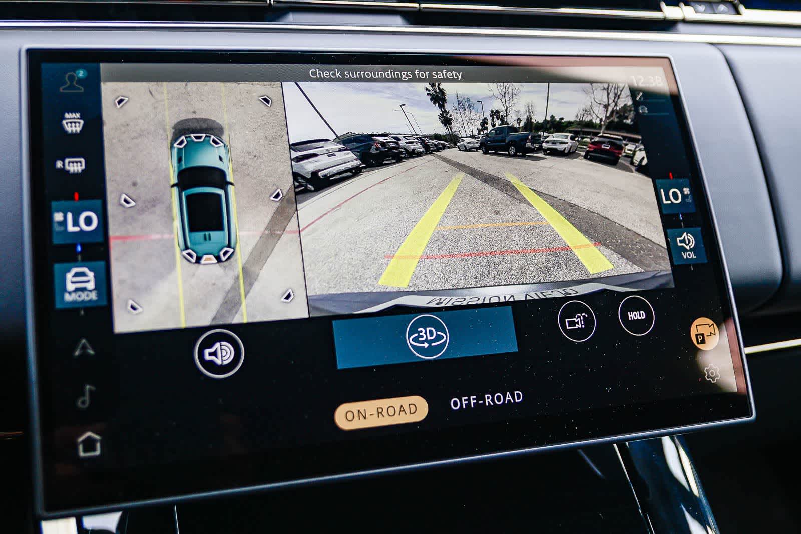 Thumbnail: 2025 Land Rover Range Rover Sport - 23