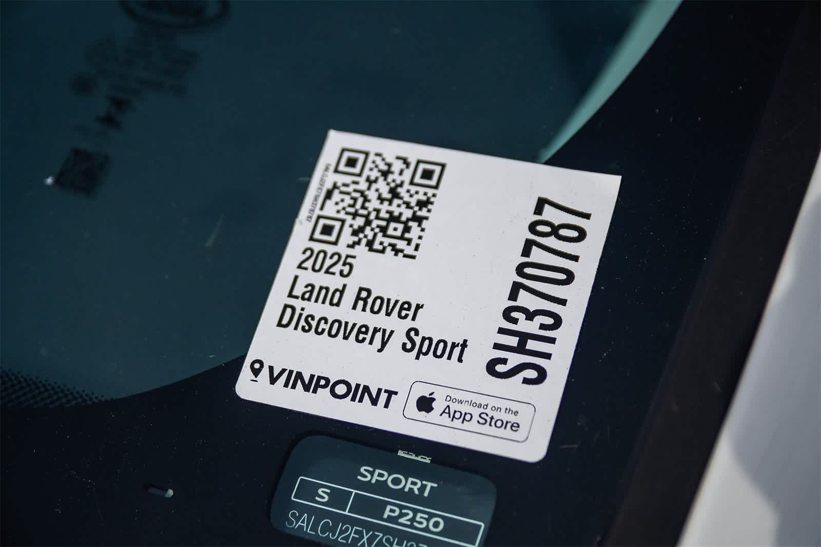 Thumbnail: 2025 Land Rover Discovery Sport - 27