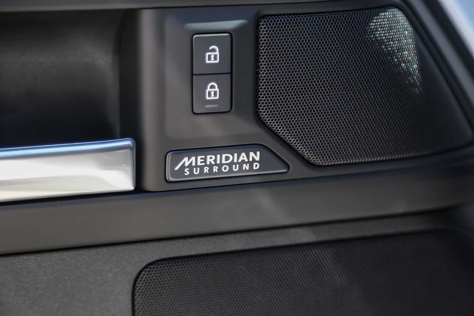 Thumbnail: 2026 Land Rover Defender - 21