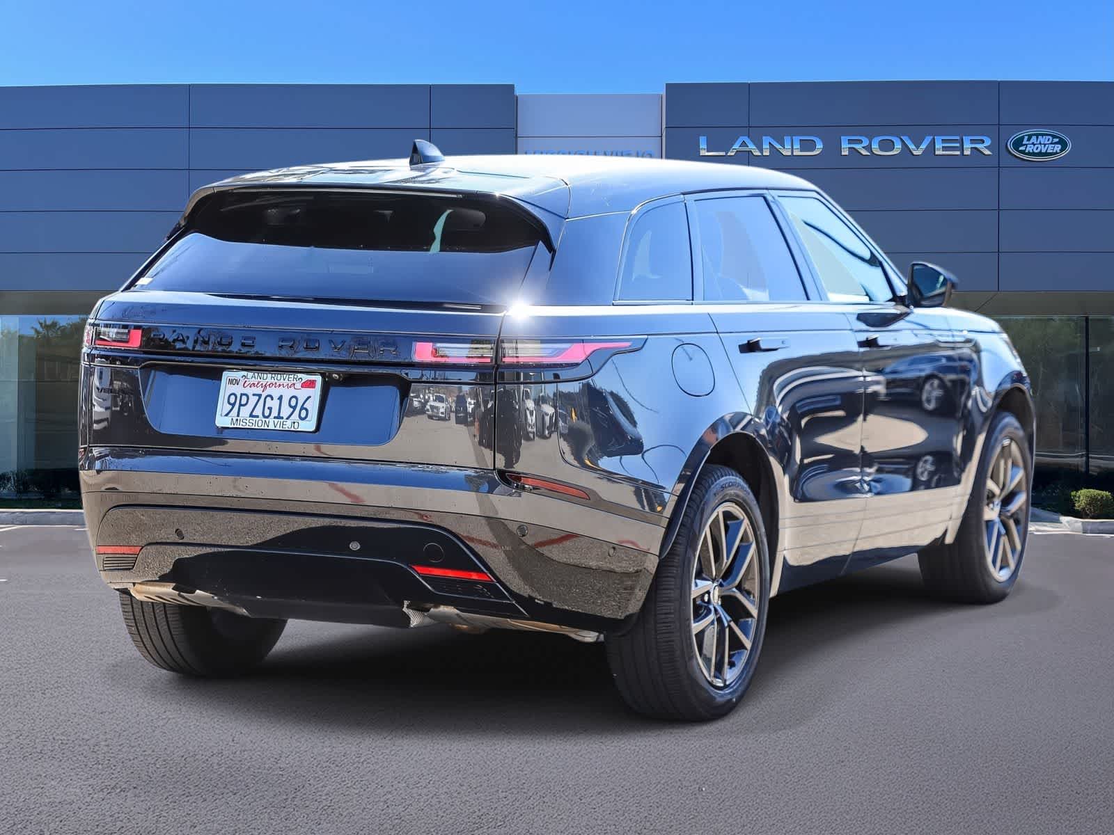 Thumbnail: 2025 Land Rover Range Rover Velar - 4