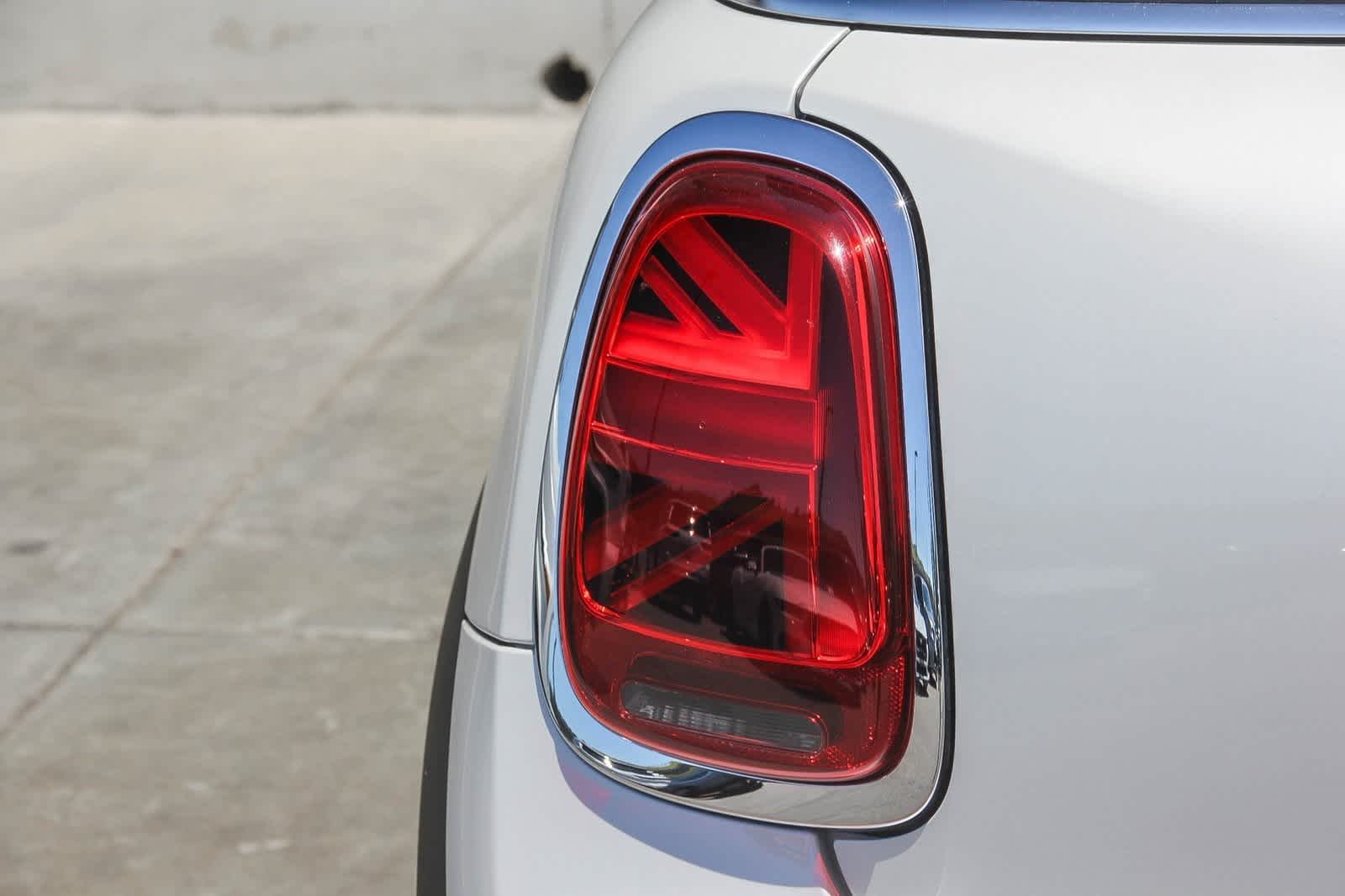Thumbnail: 2024 MINI Cooper Convertible - 7
