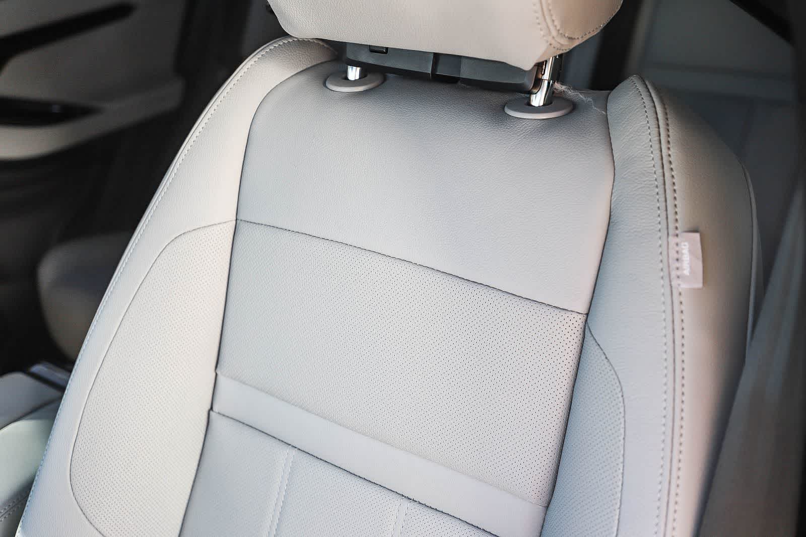 Thumbnail: 2026 Land Rover Range Rover Evoque - 23