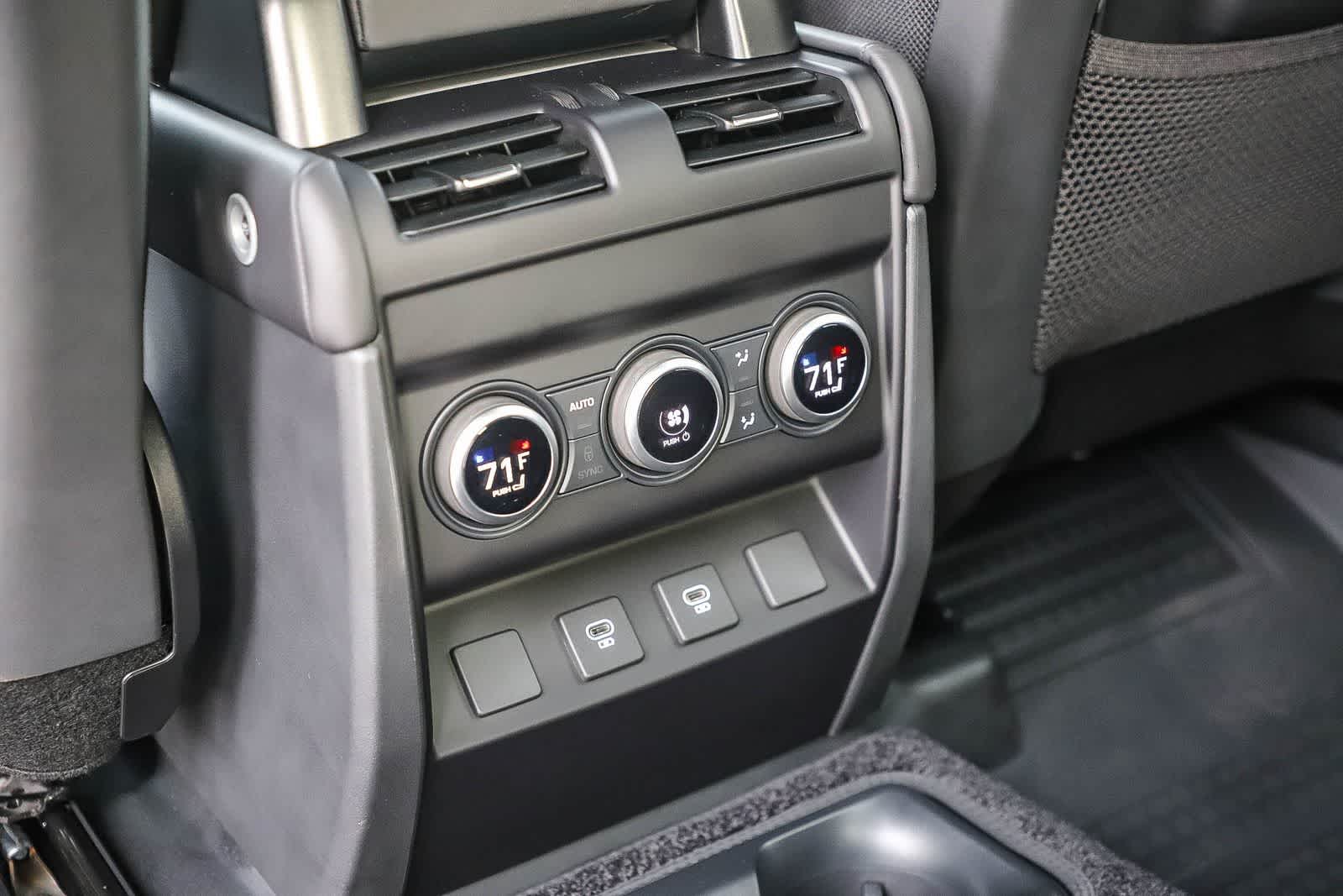 Thumbnail: 2025 Land Rover Defender - 21