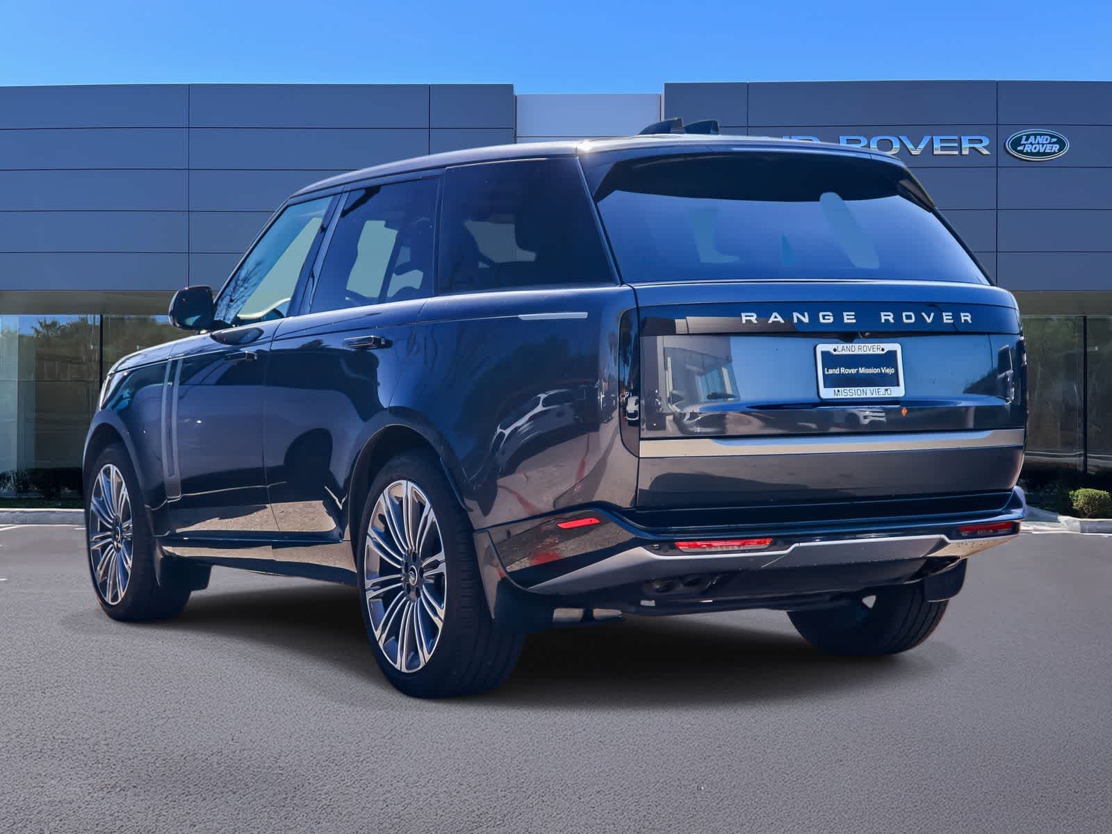 Thumbnail: 2024 Land Rover Range Rover - 6