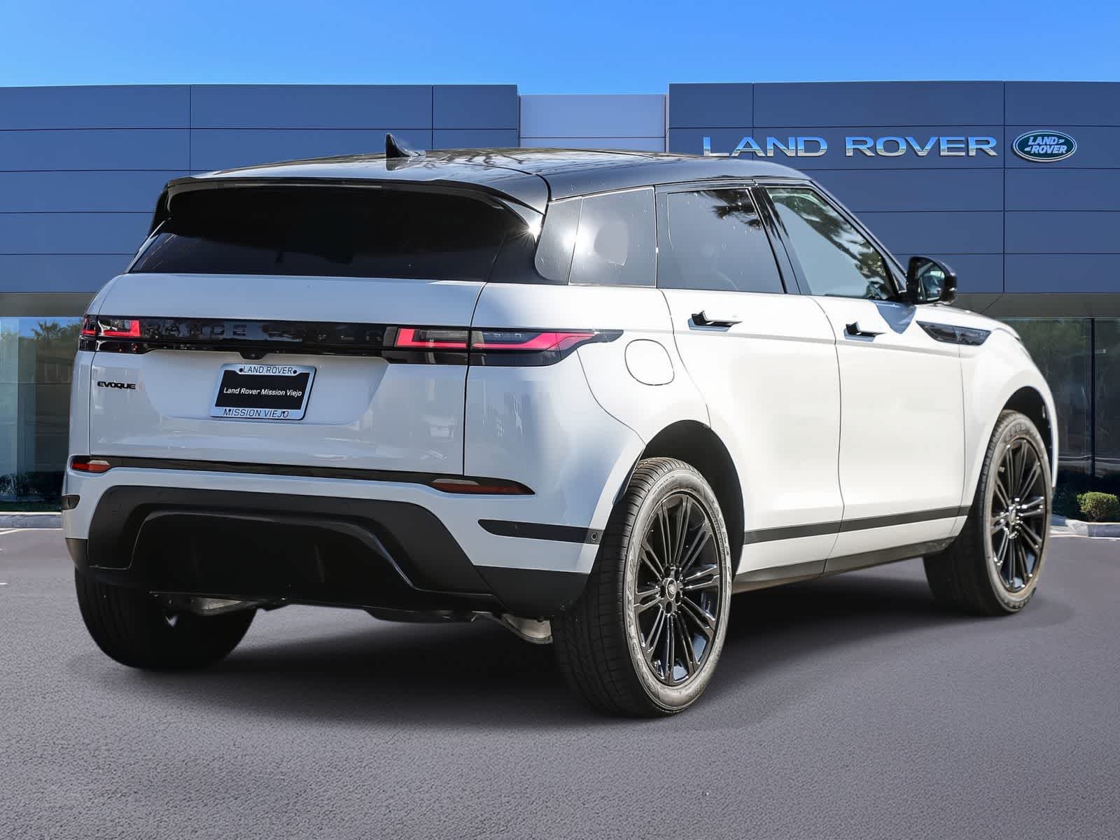 Thumbnail: 2026 Land Rover Range Rover Evoque - 6