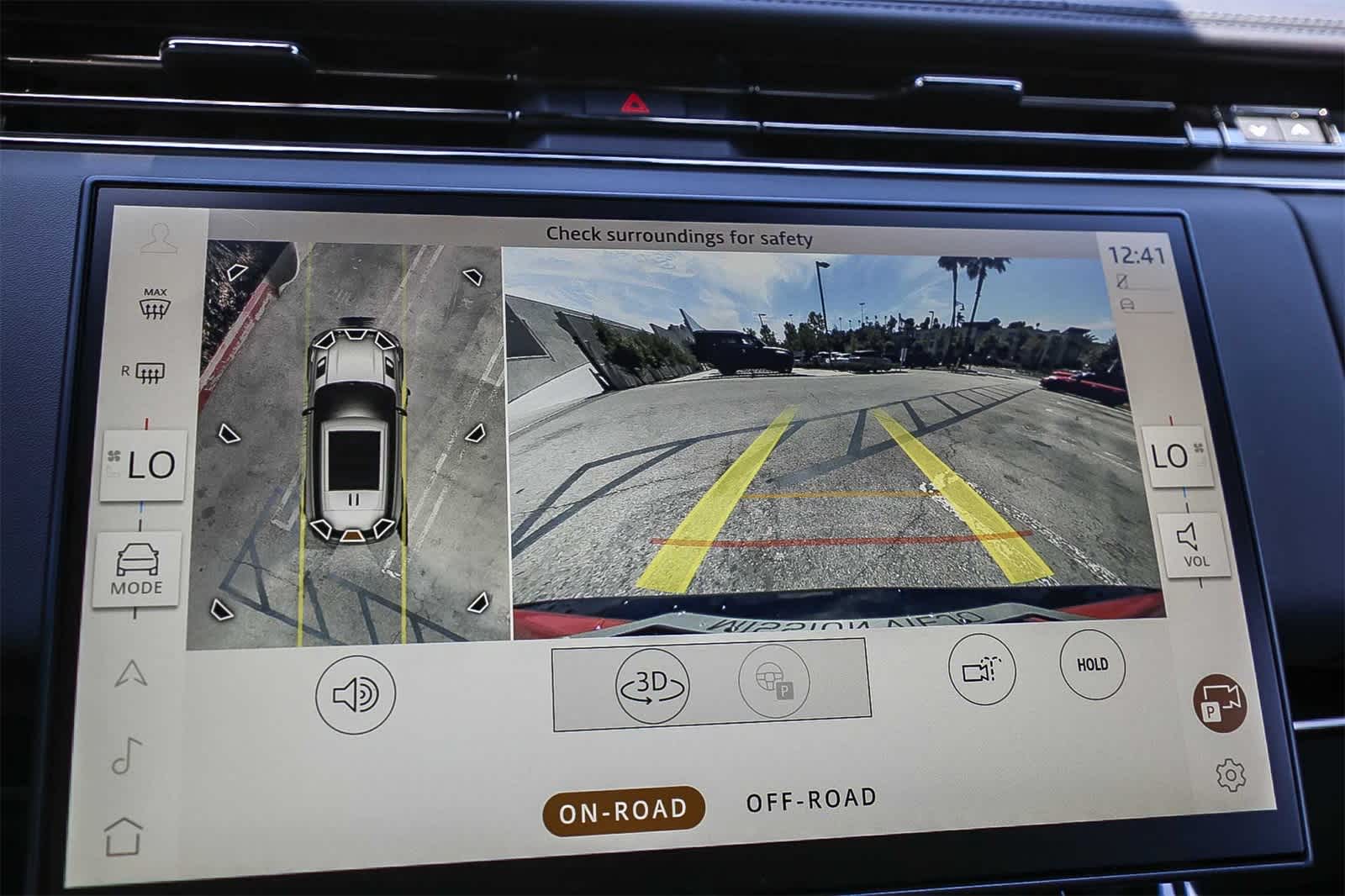 Thumbnail: 2025 Land Rover Range Rover Sport - 33