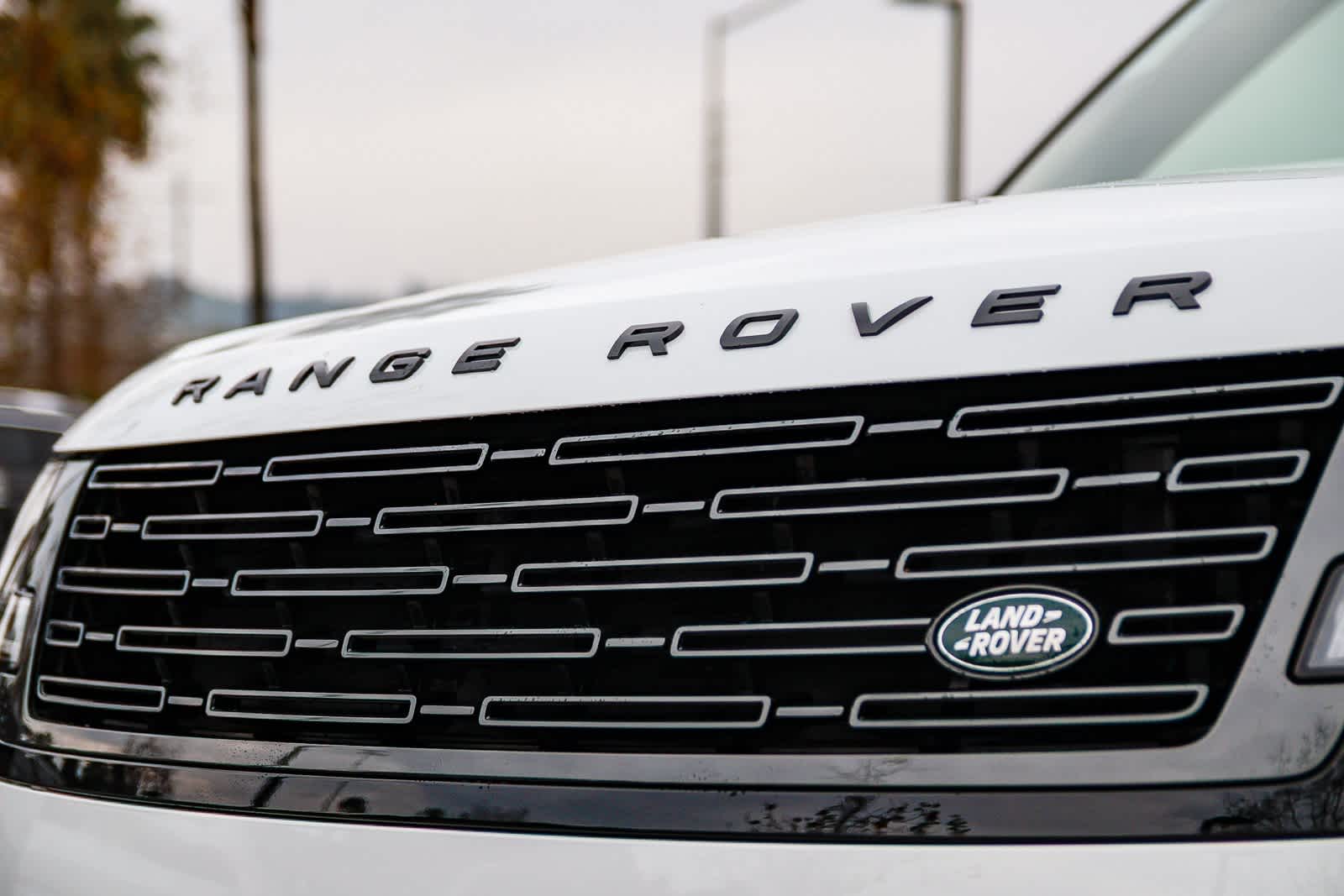 Thumbnail: 2026 Land Rover Range Rover - 11