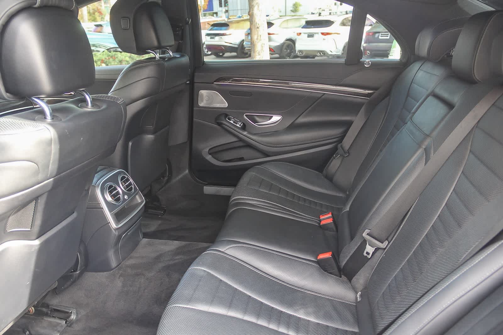 Thumbnail: 2016 Mercedes-Benz S-Class - 17