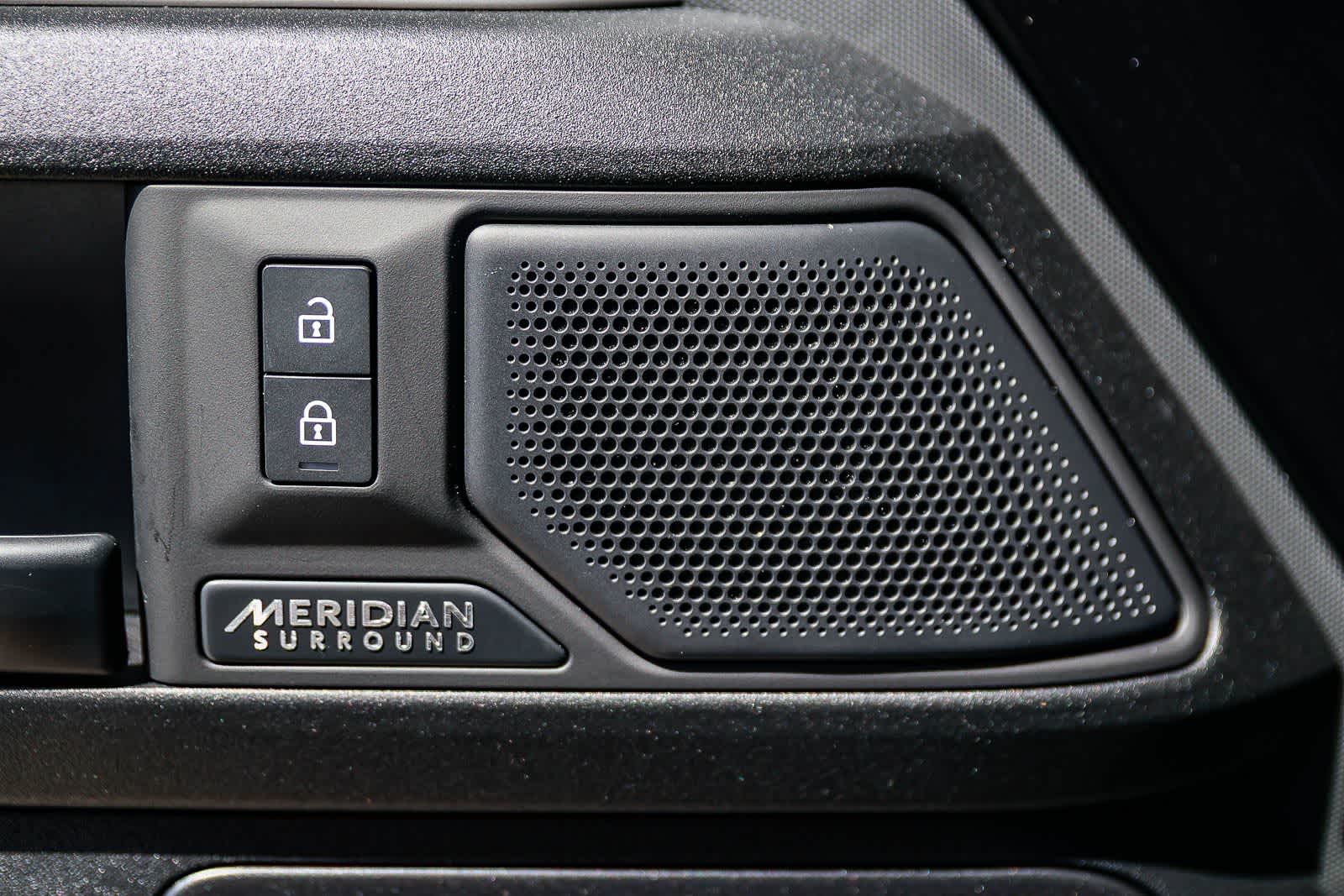 Thumbnail: 2026 Land Rover Defender - 25