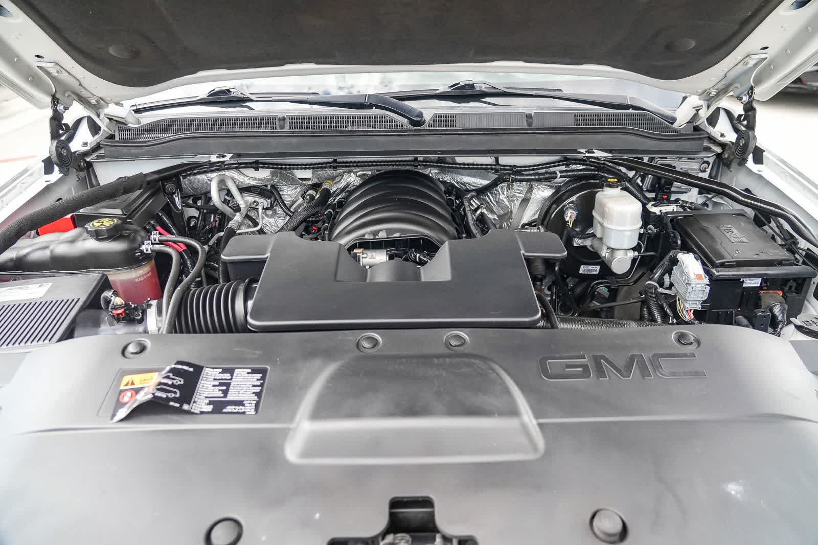 Thumbnail: 2016 GMC Yukon - 25
