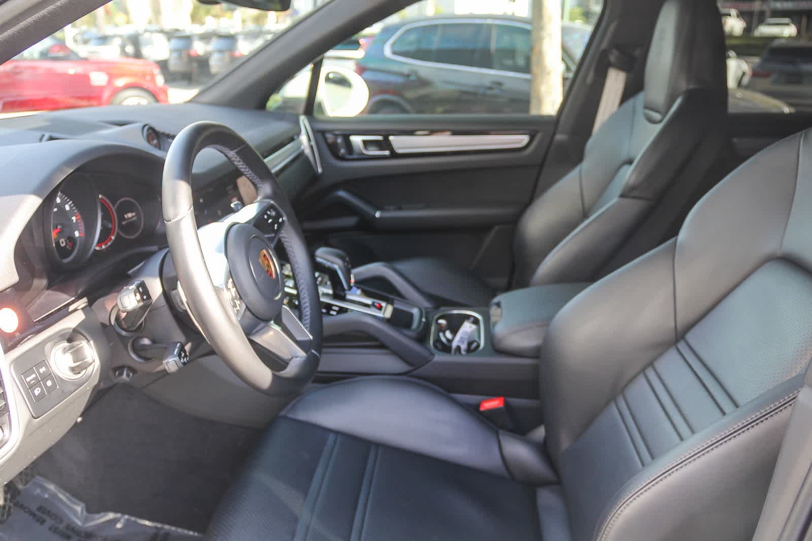 Thumbnail: 2023 Porsche Cayenne - 21