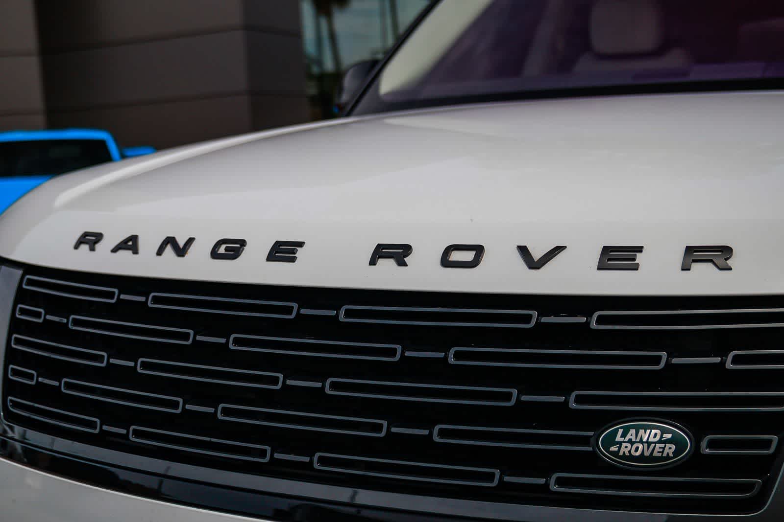 Thumbnail: 2023 Land Rover Range Rover - 10