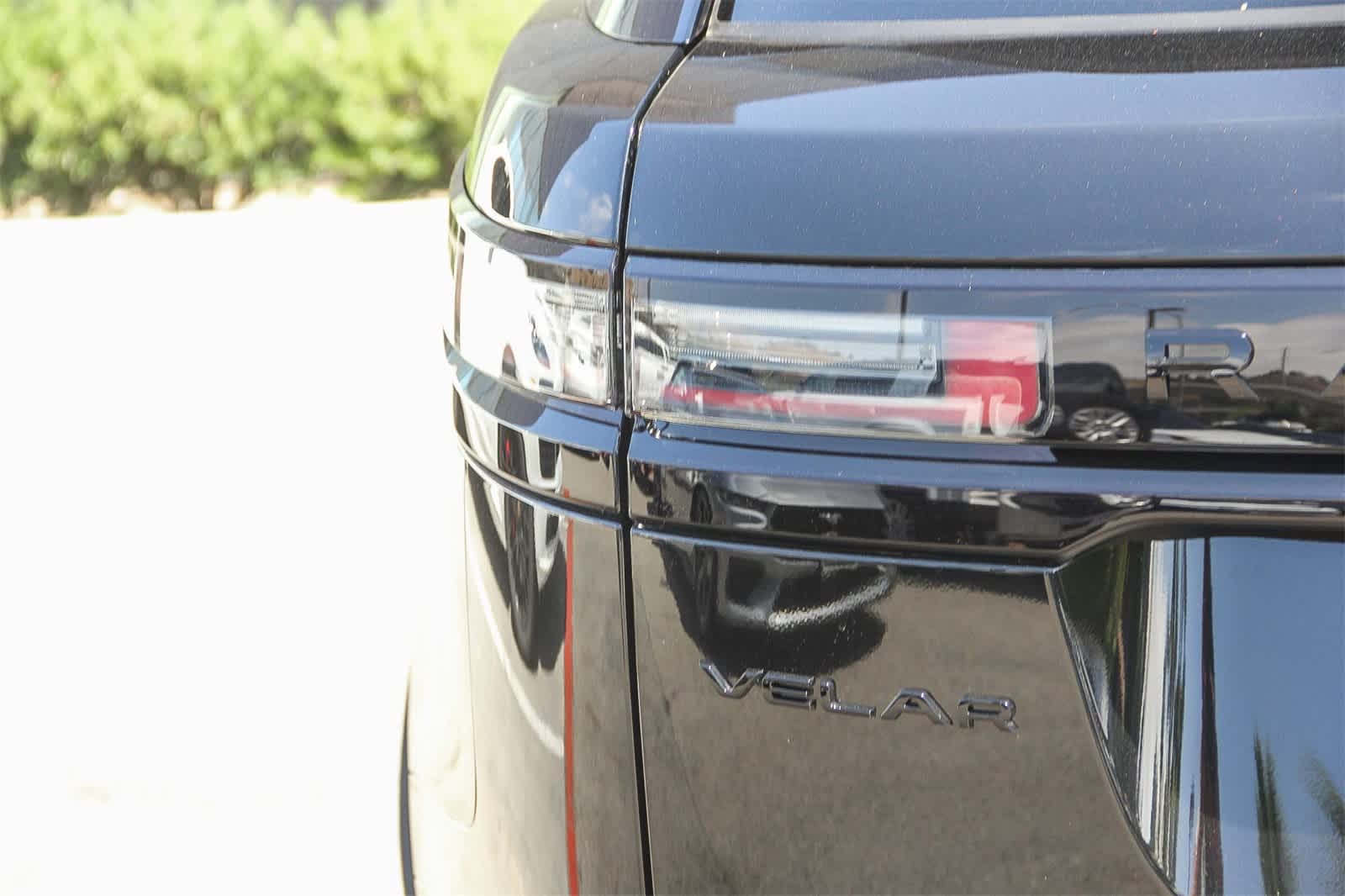 Thumbnail: 2026 Land Rover Range Rover Velar - 7