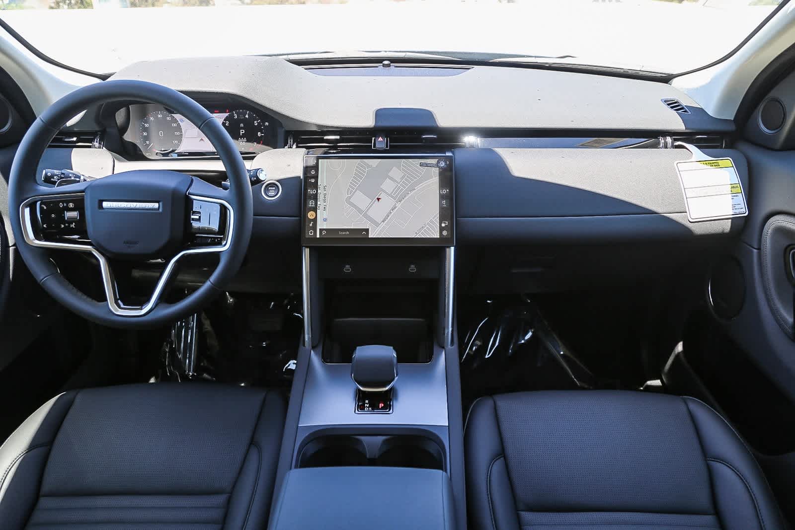 Thumbnail: 2025 Land Rover Discovery Sport - 12