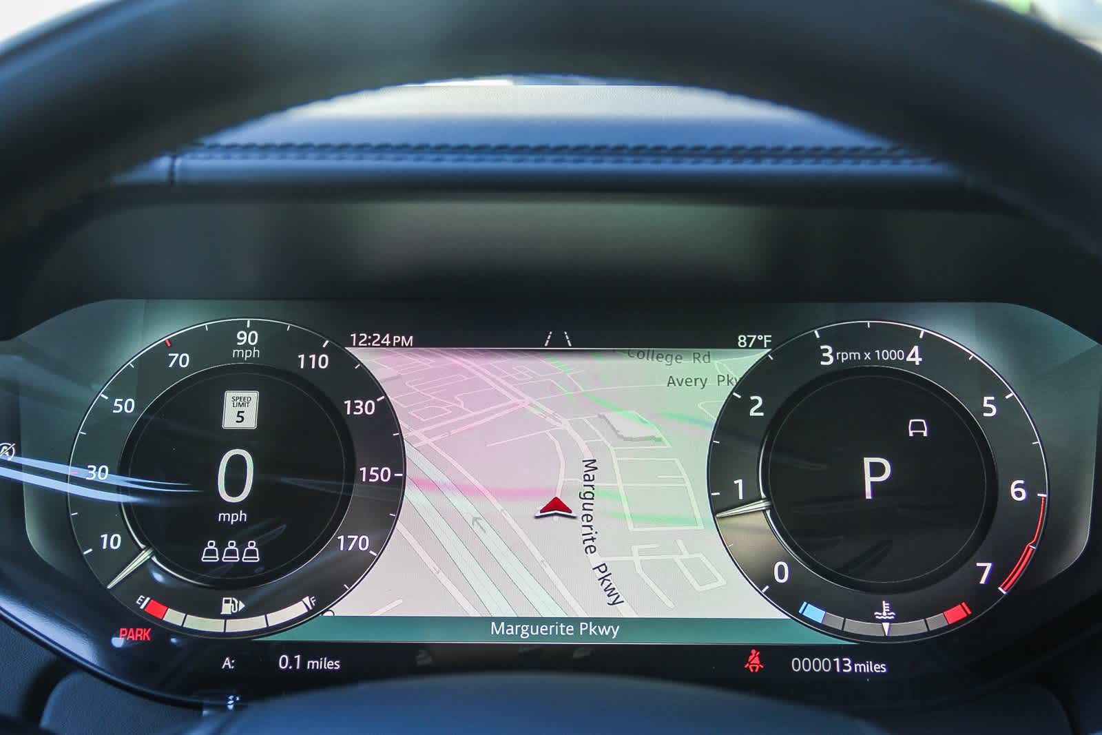 Thumbnail: 2025 Land Rover Range Rover - 23