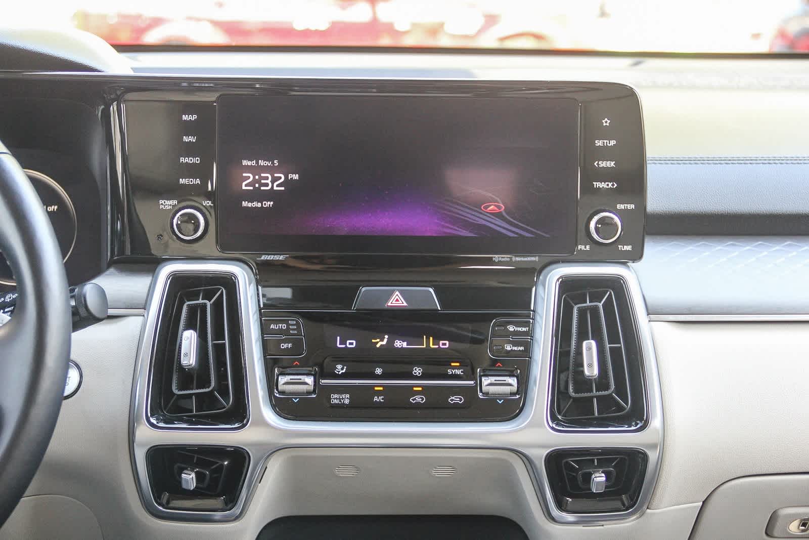 Thumbnail: 2023 Kia Sorento - 13