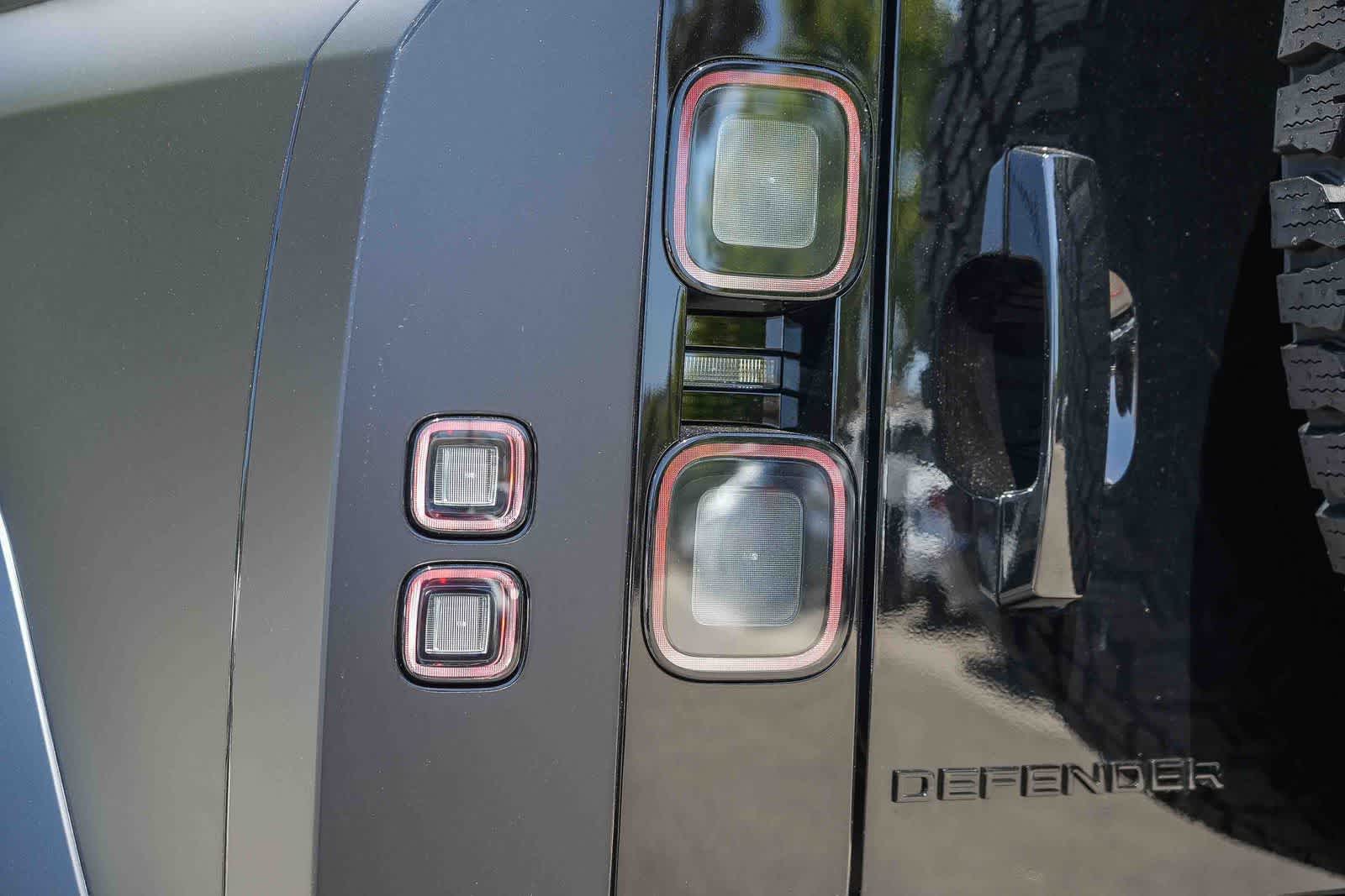 Thumbnail: 2026 Land Rover Defender - 7