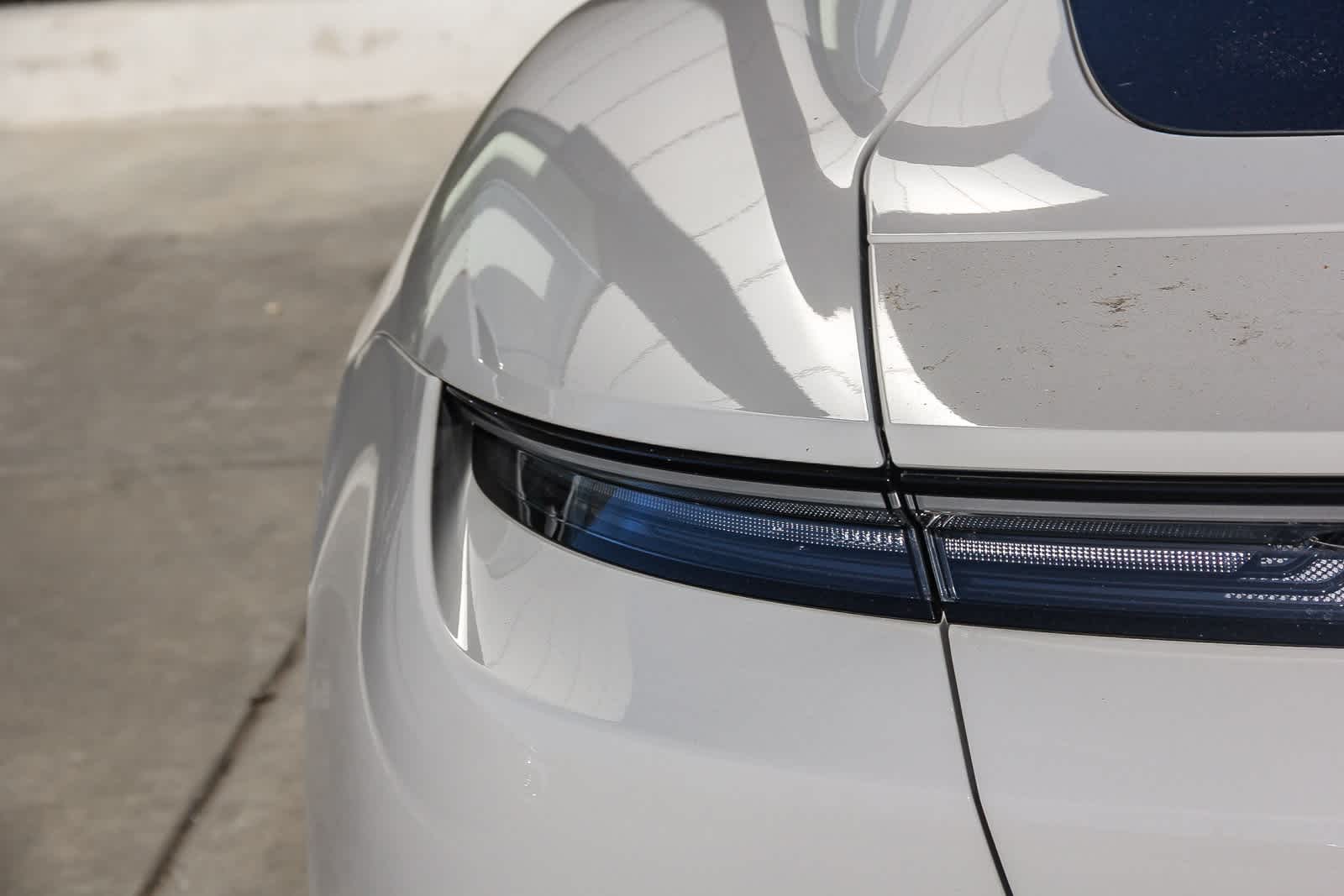 Thumbnail: 2025 Porsche Taycan - 11