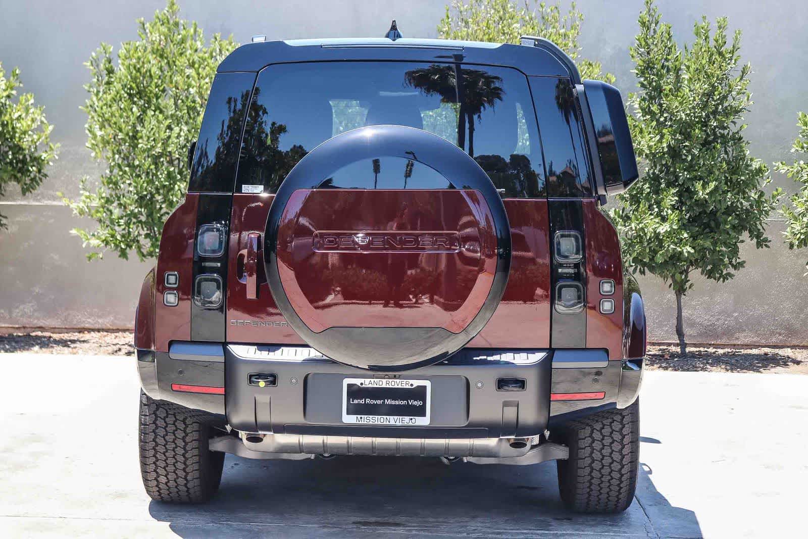 Thumbnail: 2026 Land Rover Defender - 5