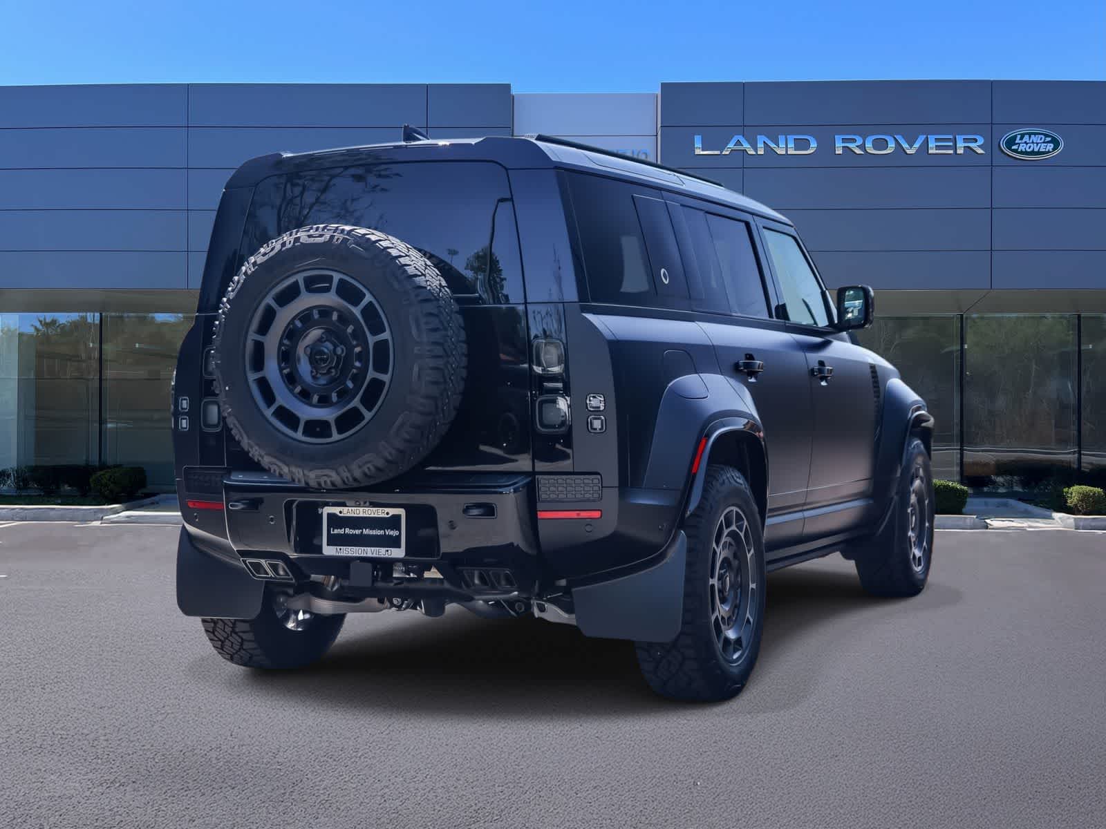 Thumbnail: 2026 Land Rover Defender - 4