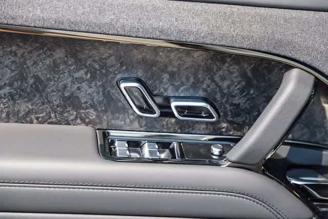 Thumbnail: 2024 Land Rover Range Rover Sport - 21